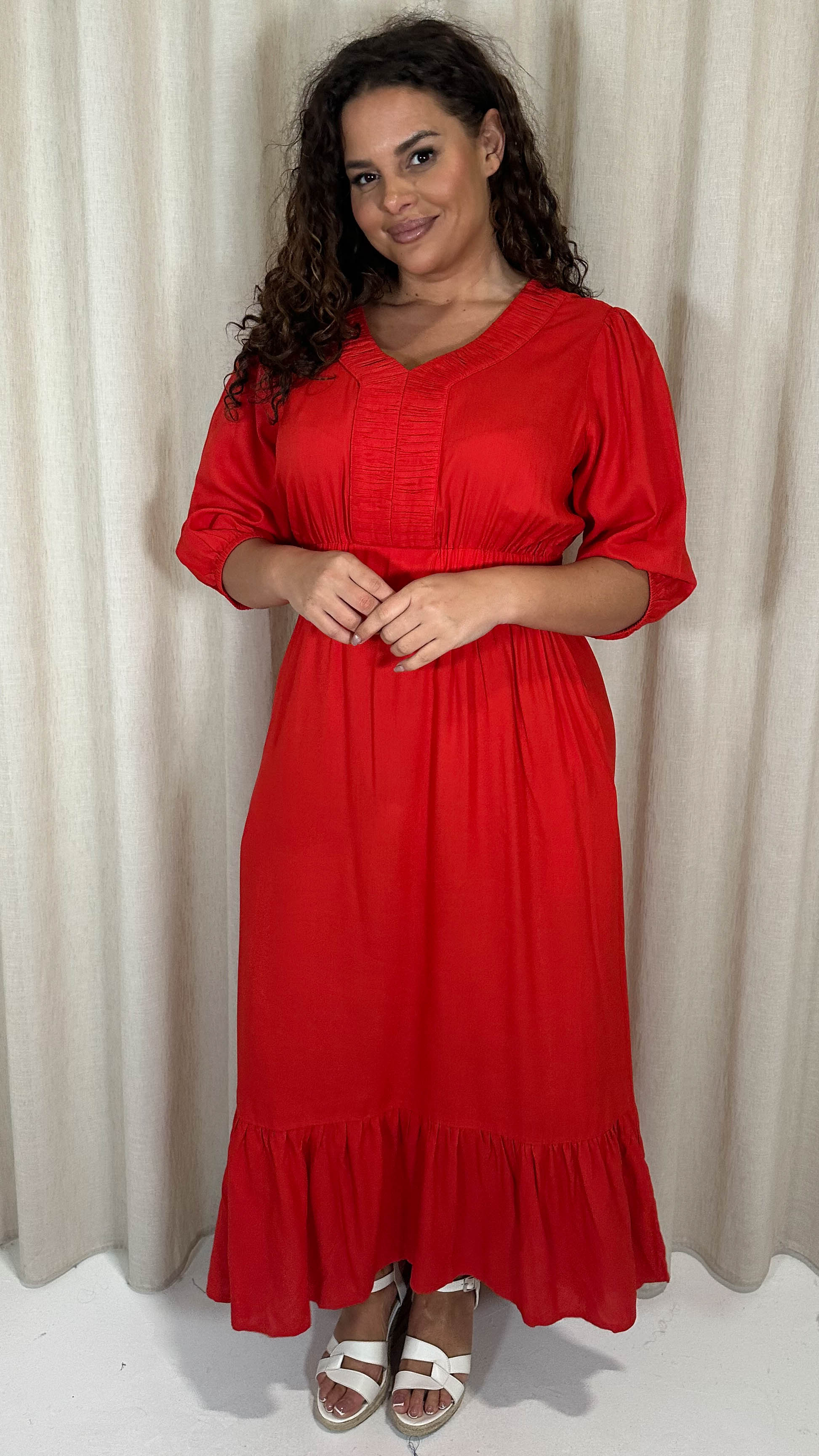 CurveWow Ruched Vneck Tiered Hem Maxi Dress Red - Image 5