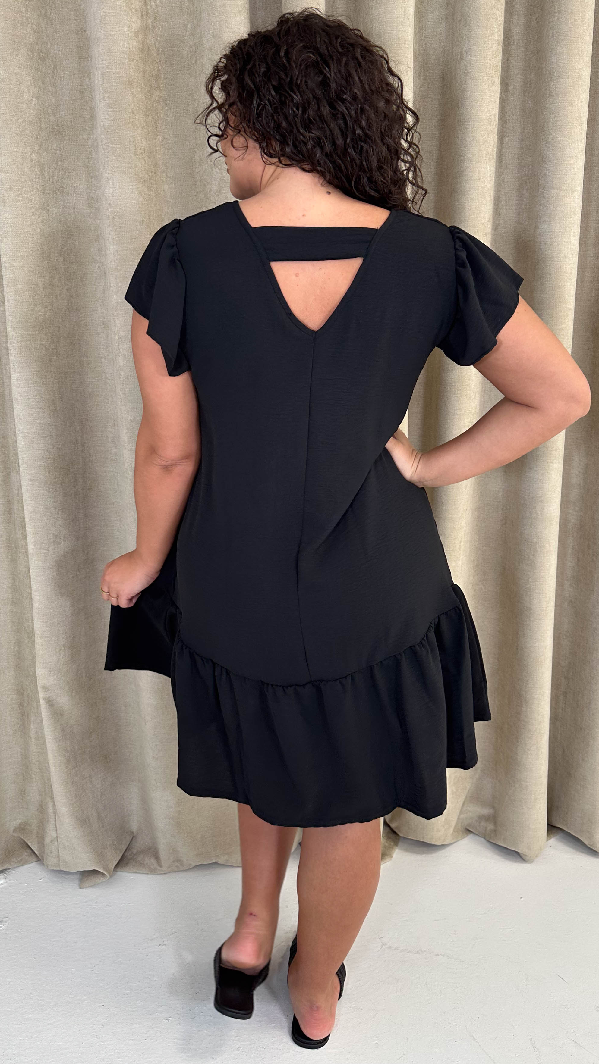 CurveWow Ruffle Tiered Mini Dress Black - Image 7