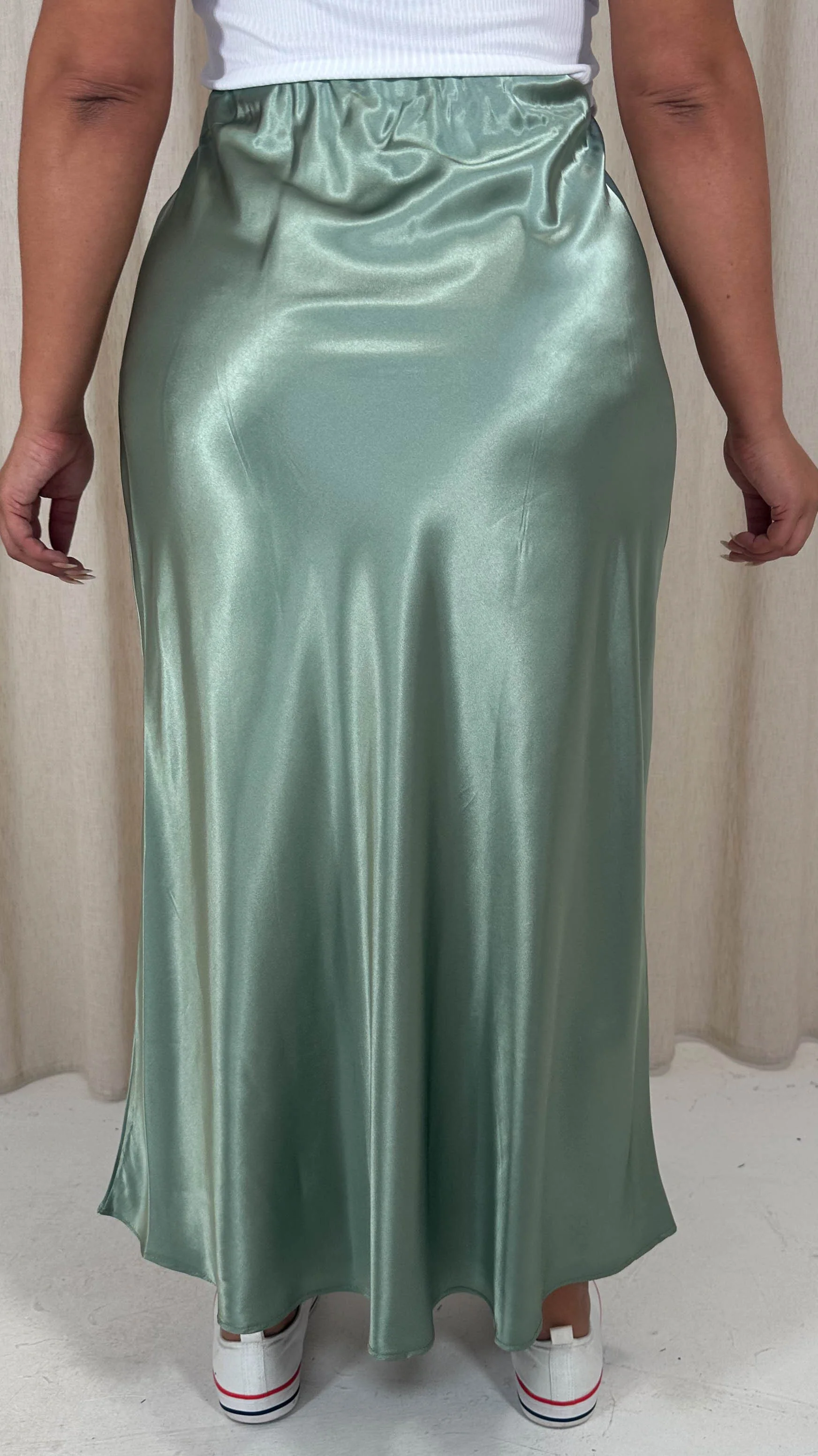 CurveWow Satin Midi Skirt Sage - Image 7