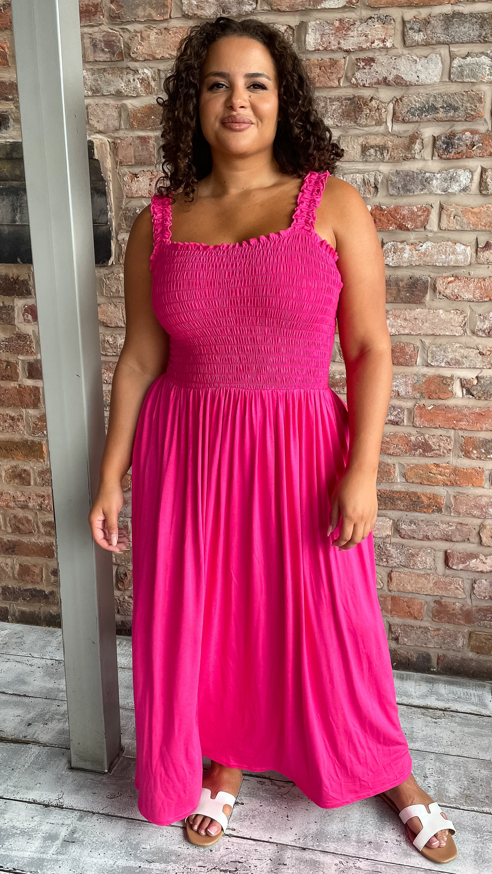 CurveWow Shirred Bust Maxi Dress Pink - Image 3