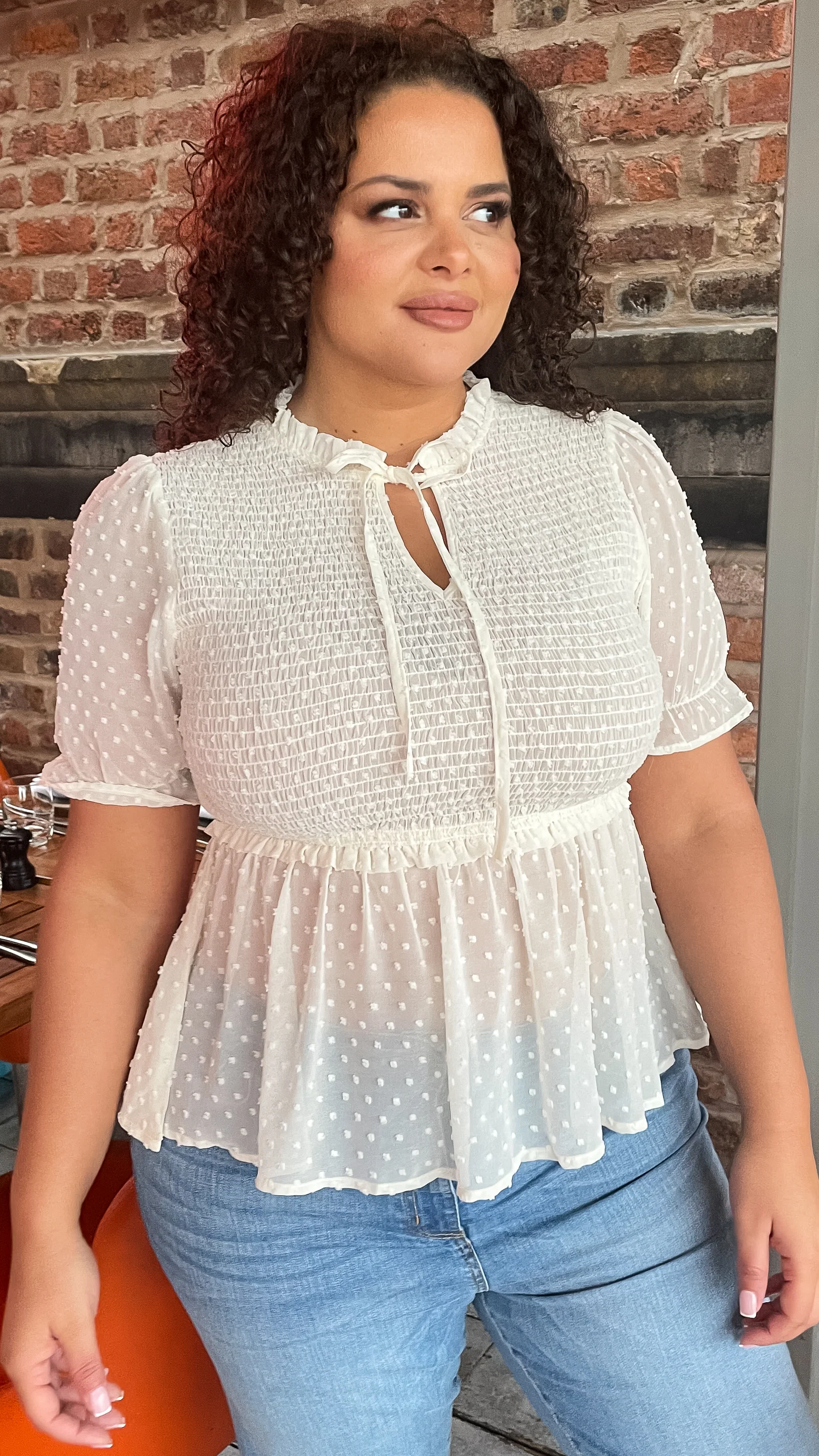 CurveWow Shirred Top Cream - Image 3
