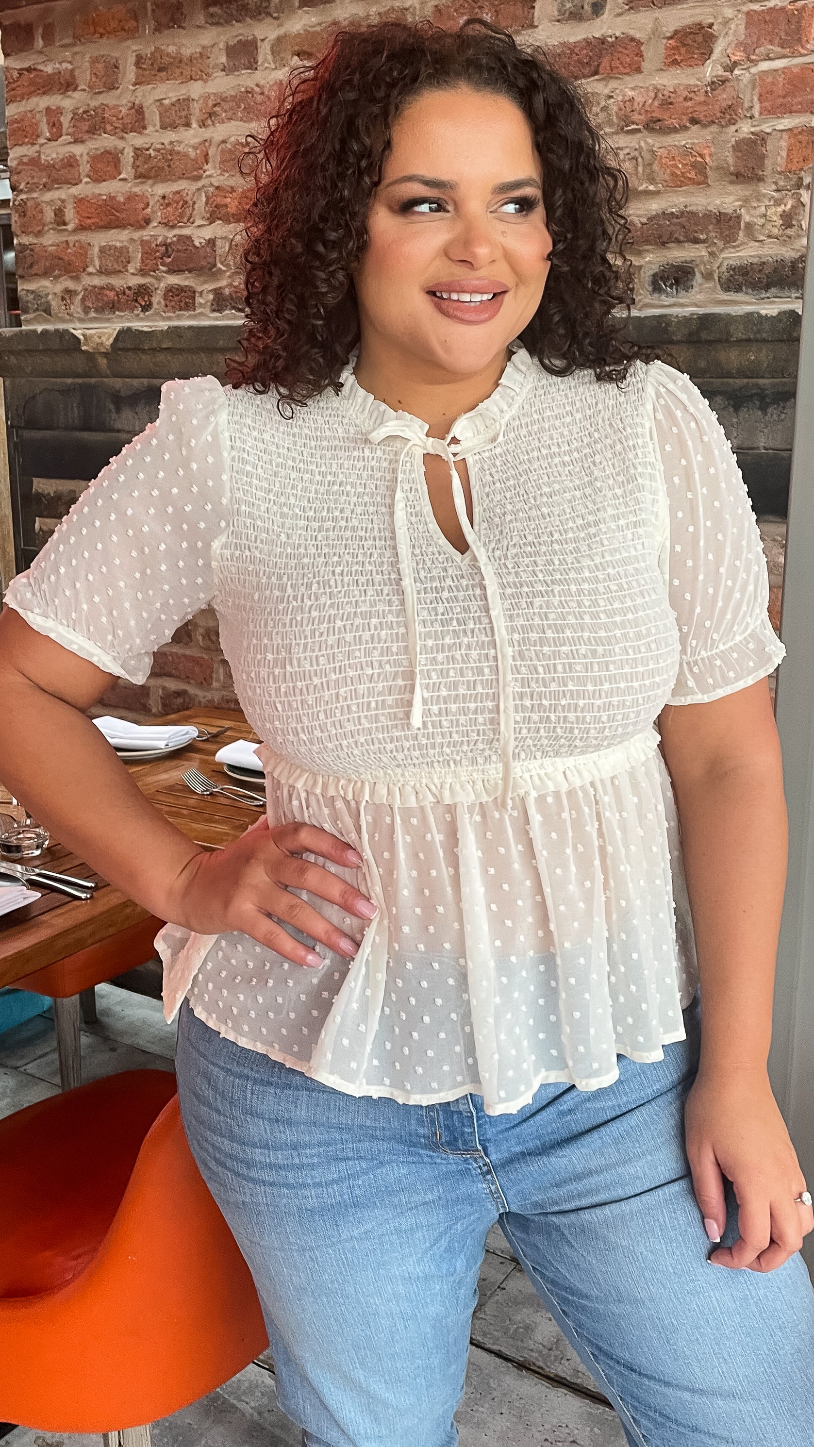 CurveWow Shirred Top Cream - Image 4