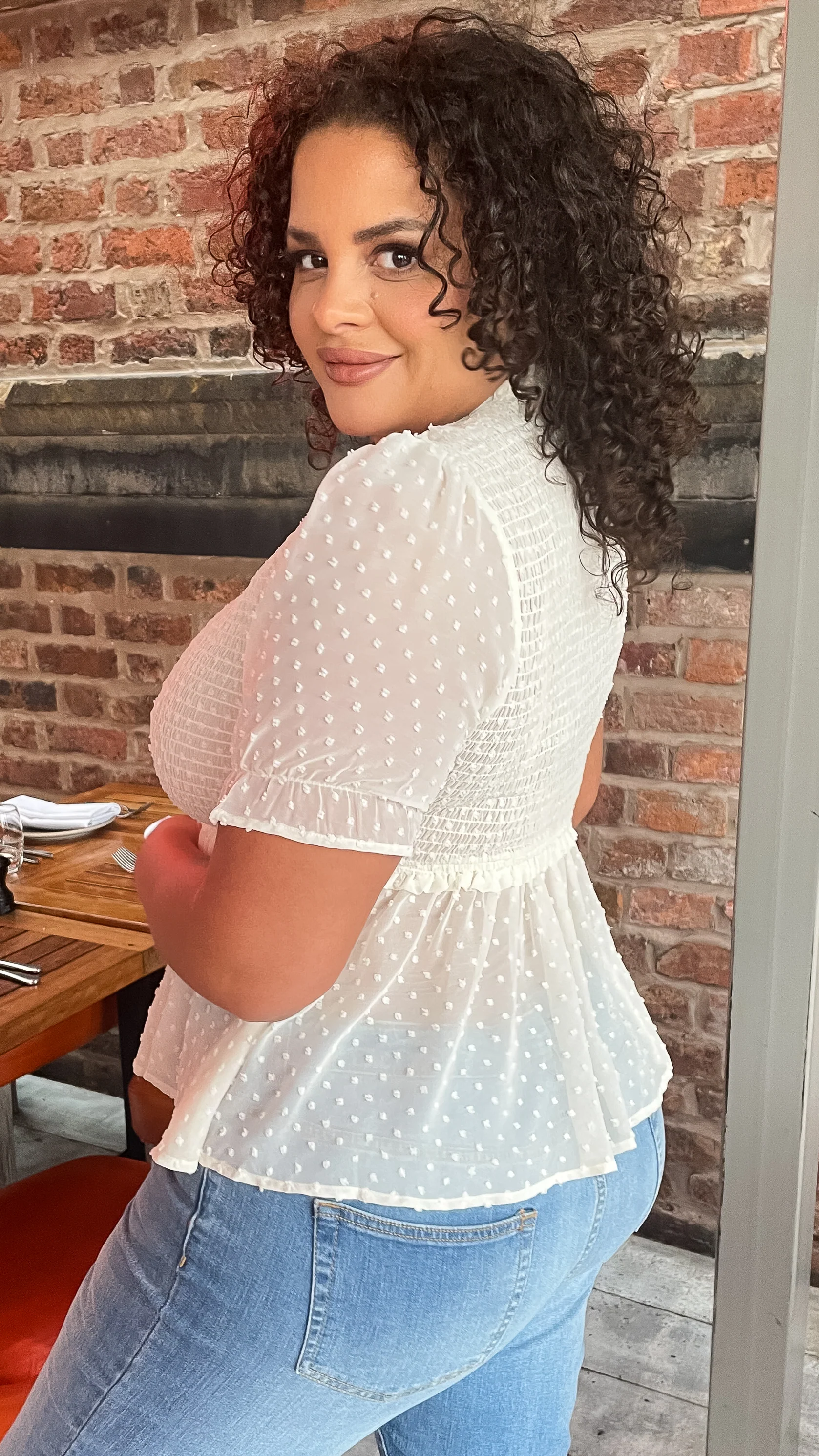 CurveWow Shirred Top Cream - Image 6