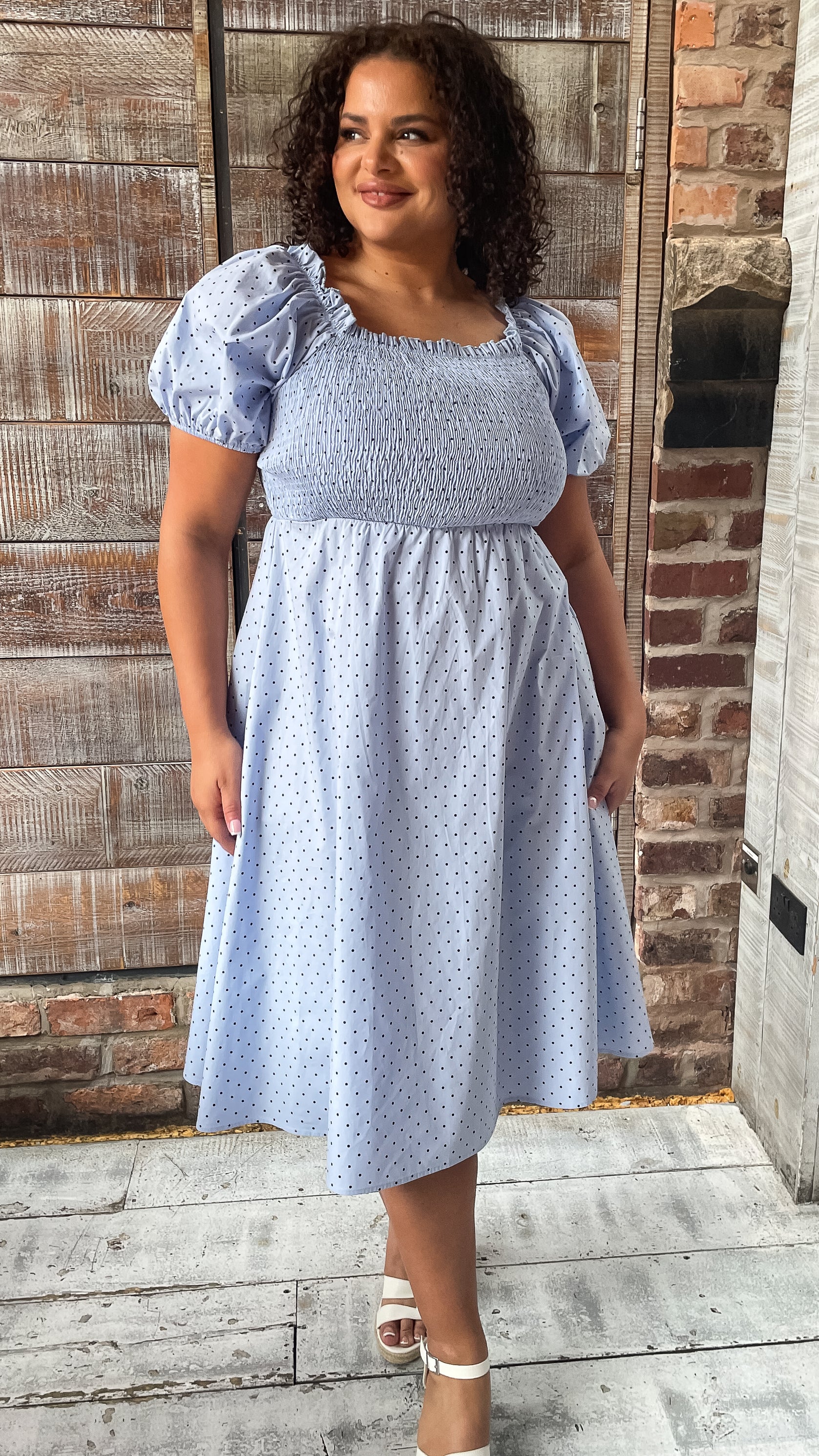 CurveWow Shirred Midi Dress Blue Polka Dot - Image 5