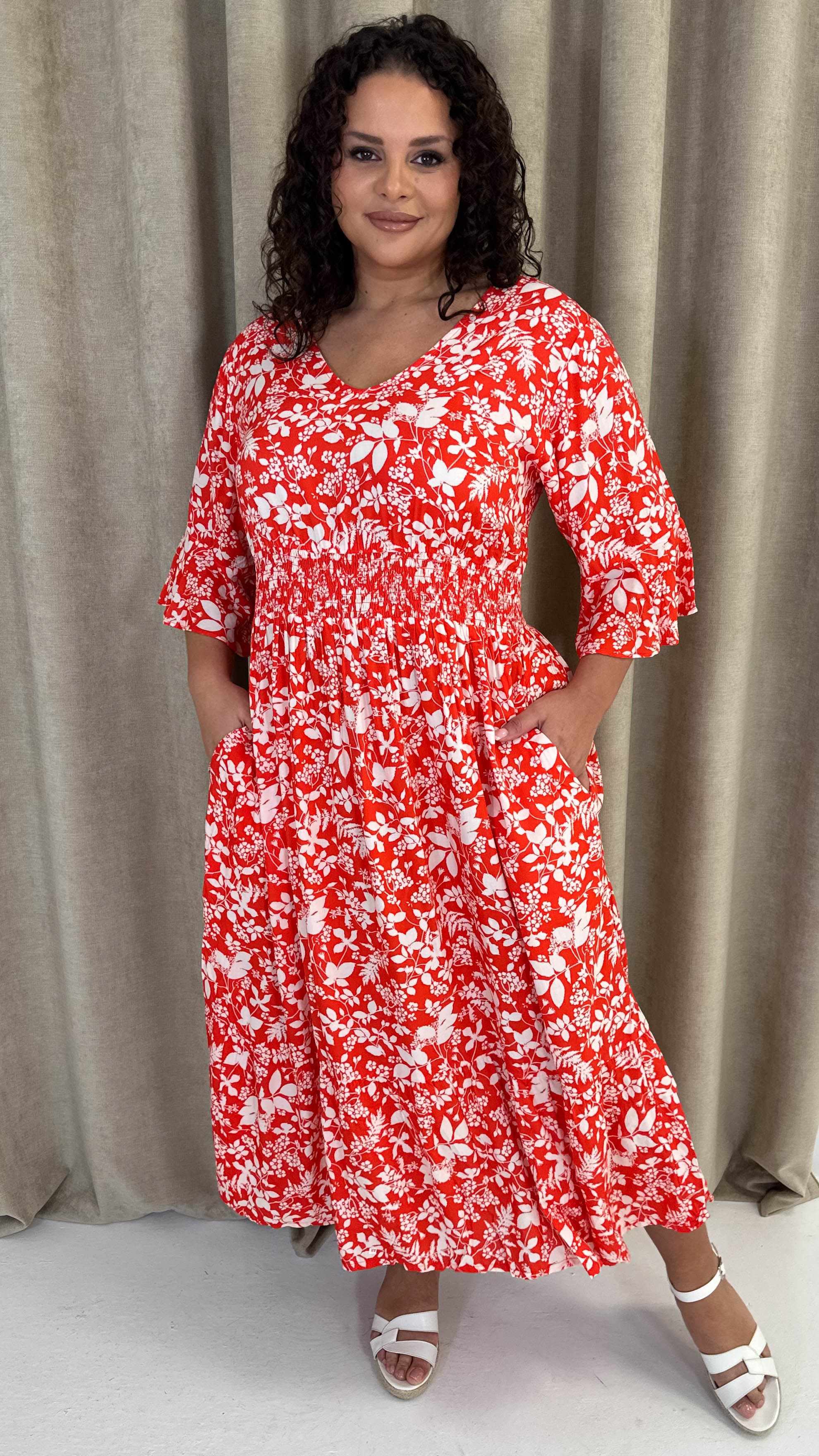 CurveWow Shirred Waist Frill Hem Sleeve Midi Dress Red Floral - Image 3