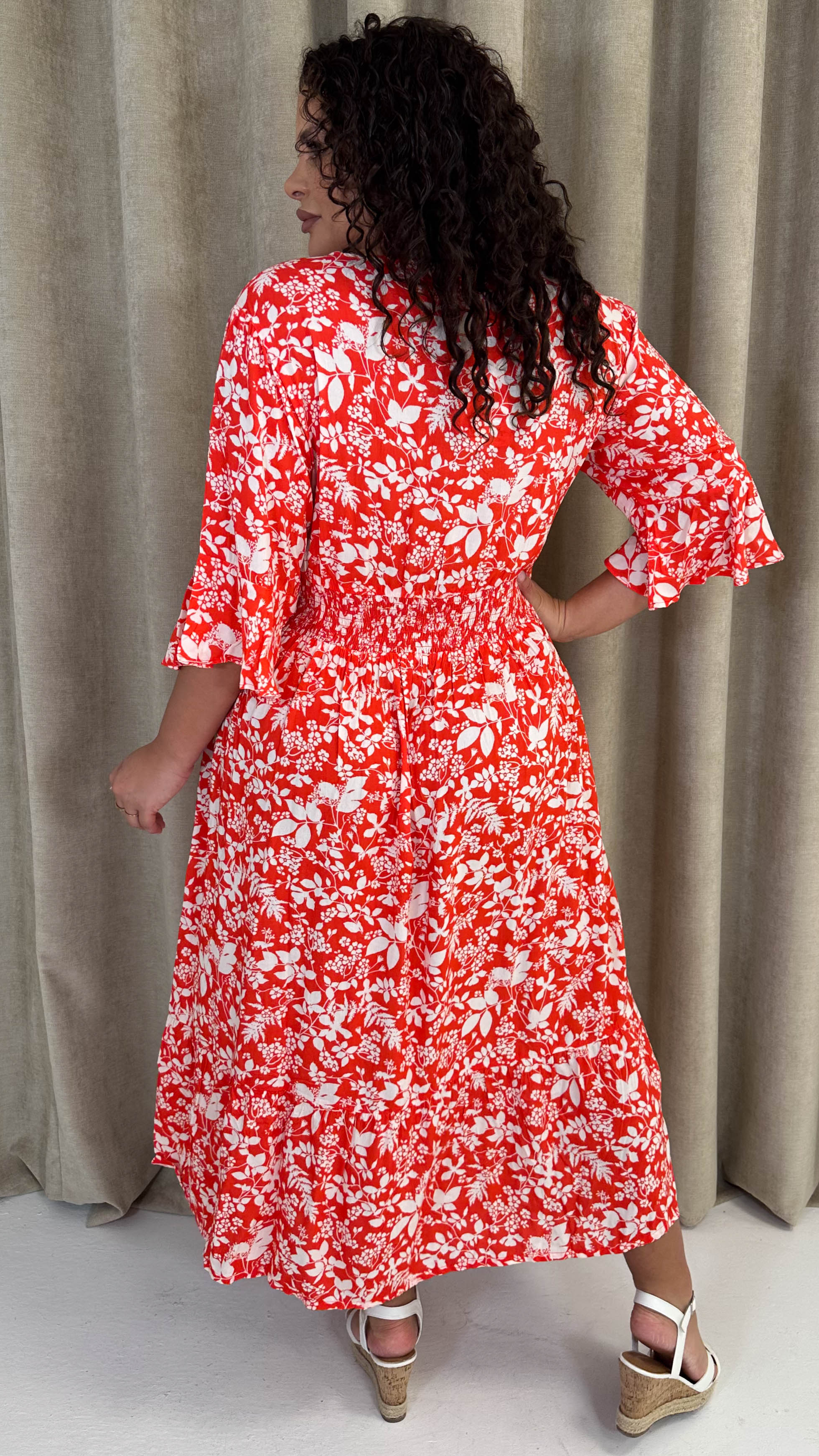 CurveWow Shirred Waist Frill Hem Sleeve Midi Dress Red Floral - Image 7
