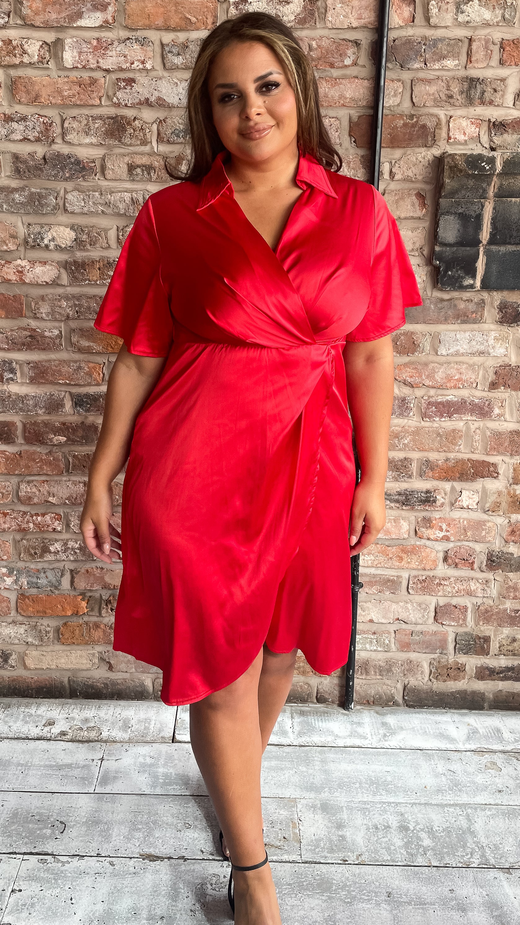 CurveWow Short Sleeve Wrap Front Collared Dress Red - Image 4