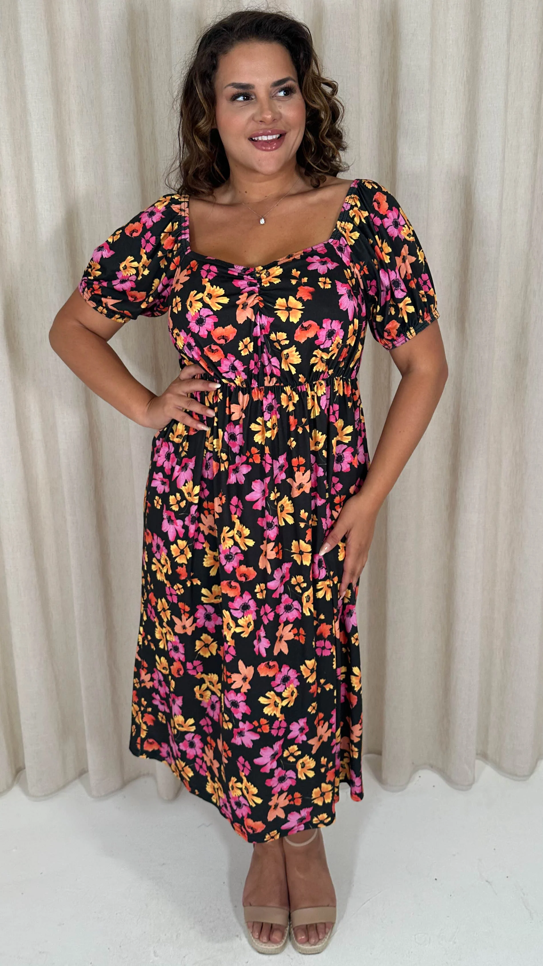 CurveWow Ruched Front Milk Maid Midi Dress Floral - Image 4