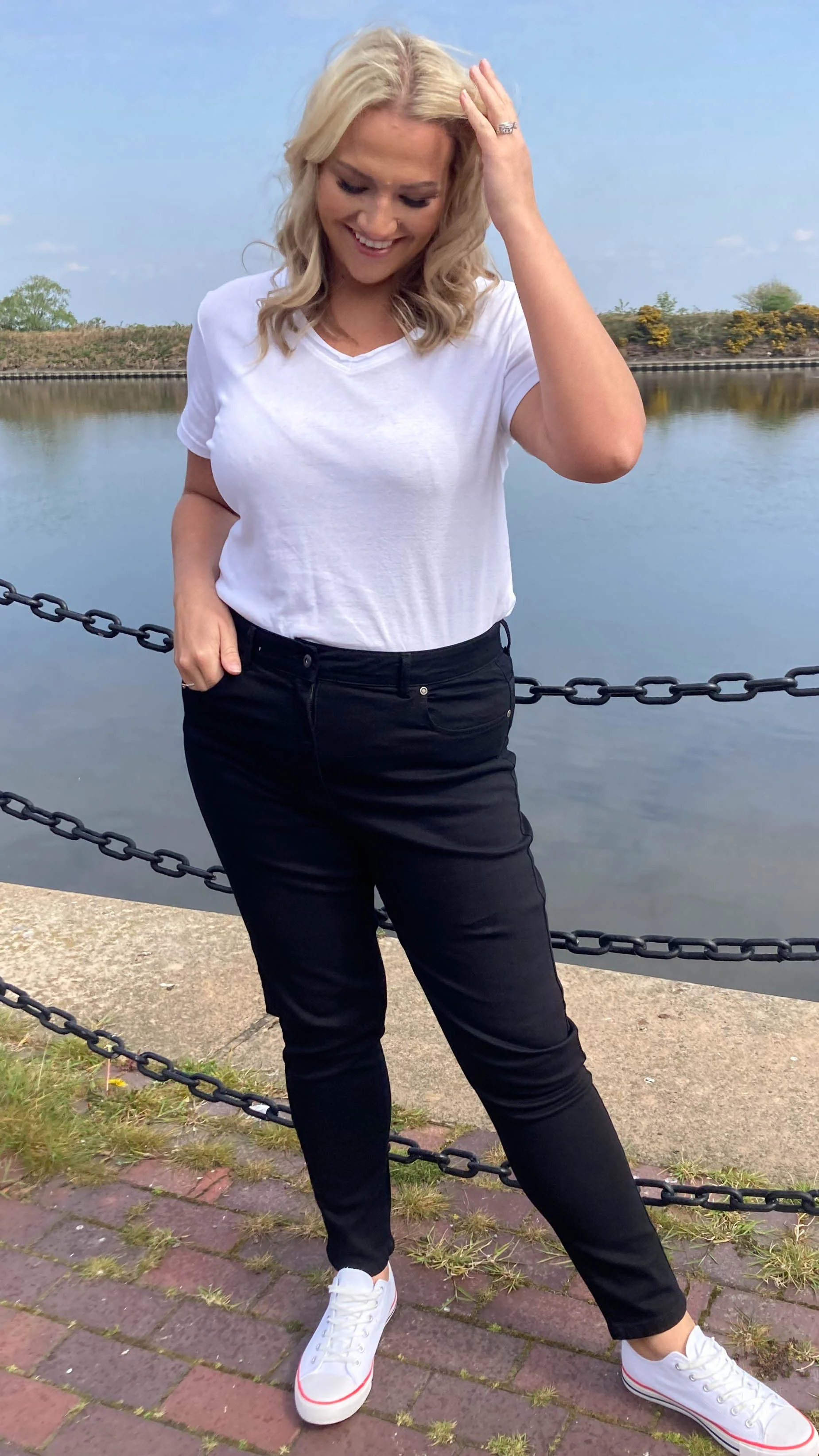 CurveWow Skinny Jeans - Black - Image 3