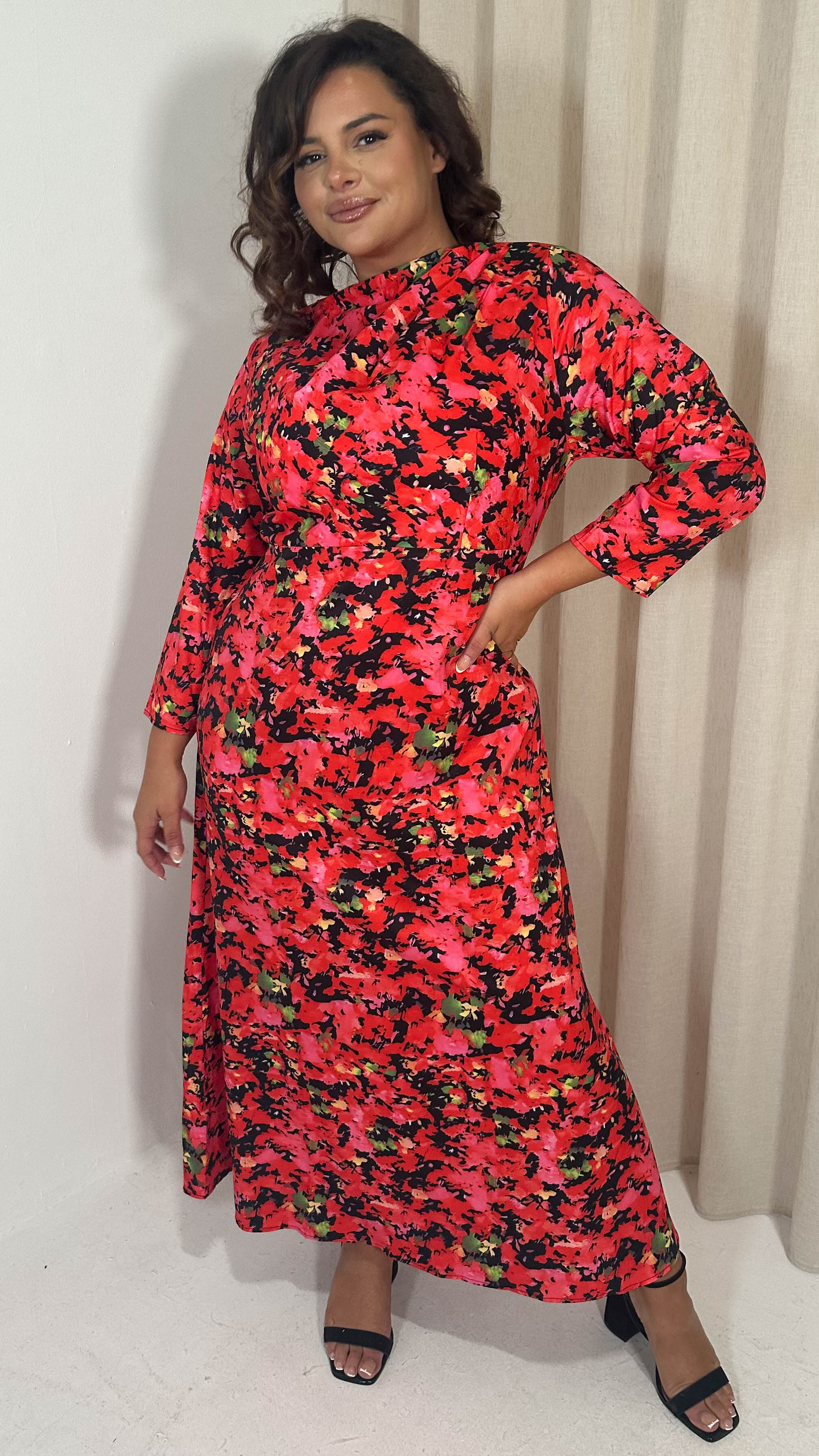 CurveWow Slash Neck Maxi Dress Red Floral - Image 5