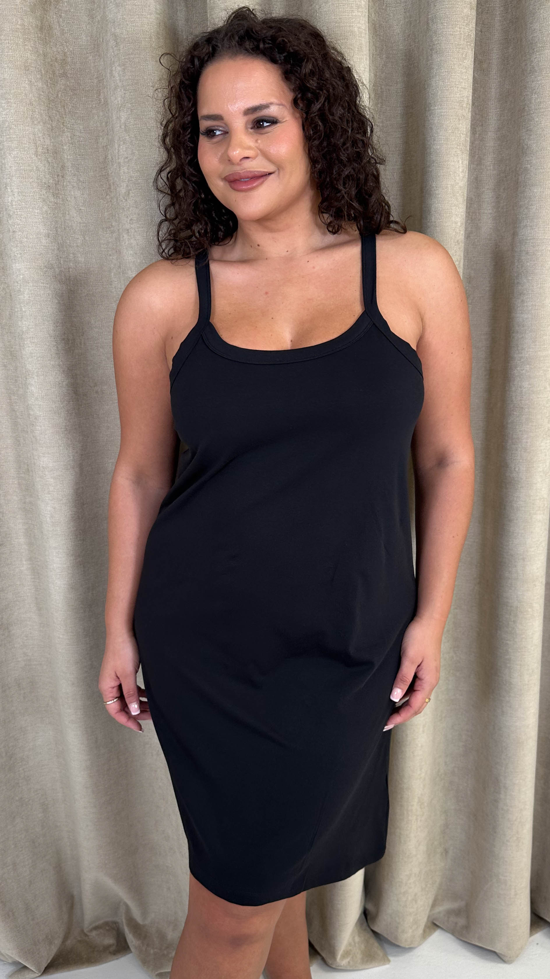 CurveWow Basic Slip Dress Black - Image 3
