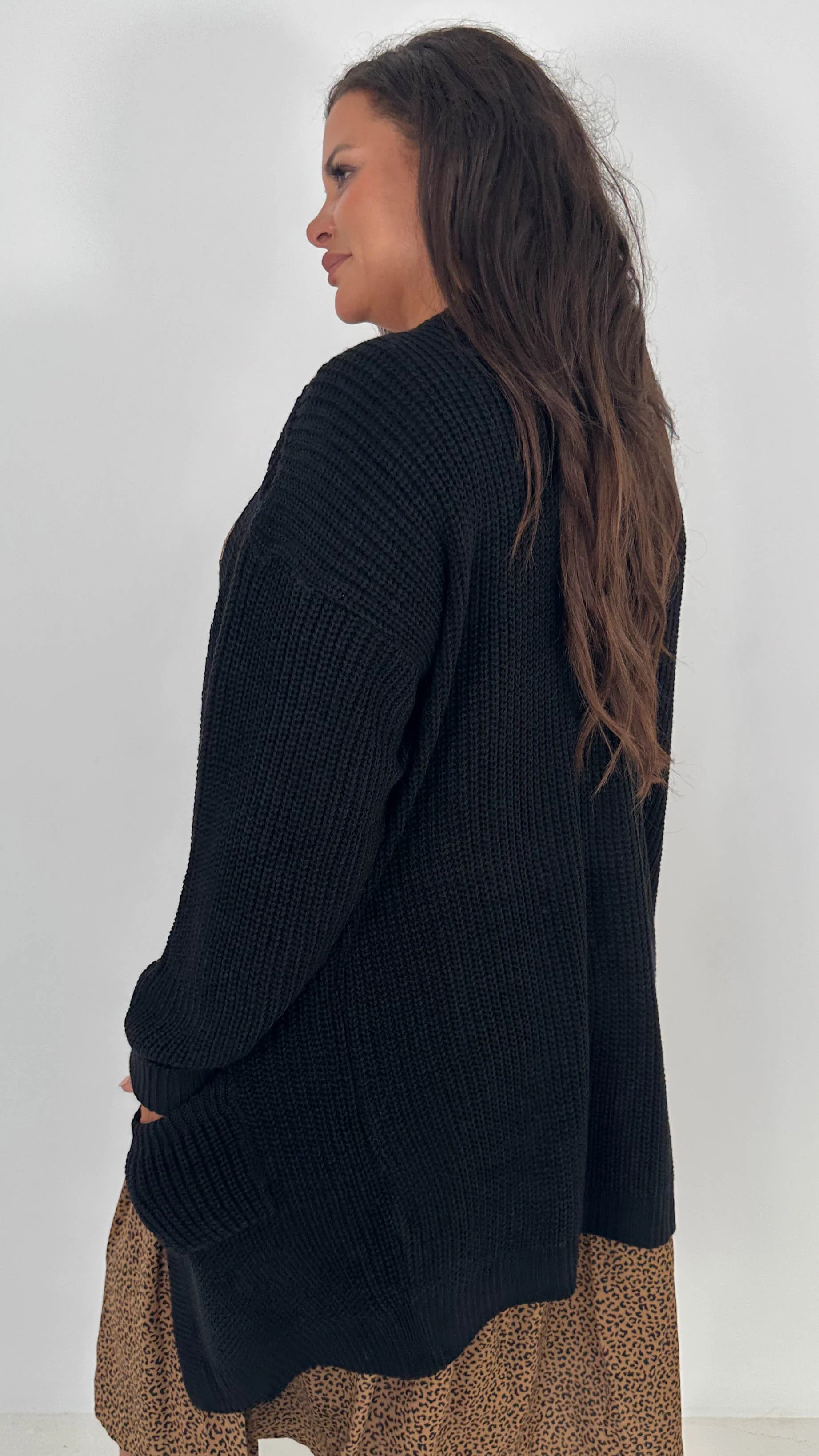 CurveWow Slouch Pocket Knitted Cardigan Black - Image 9