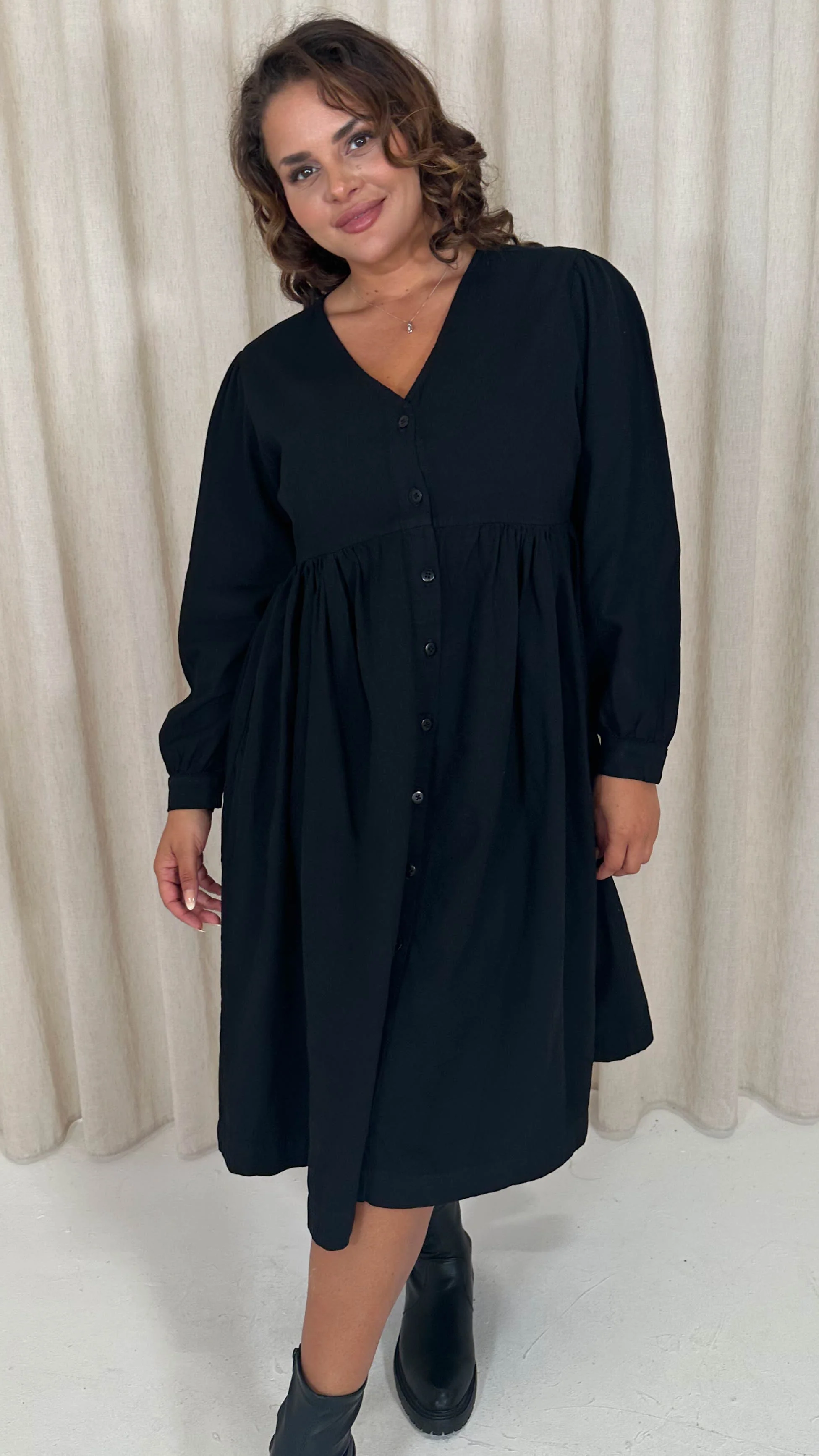 CurveWow Smock Button Front Dress Black - Image 6