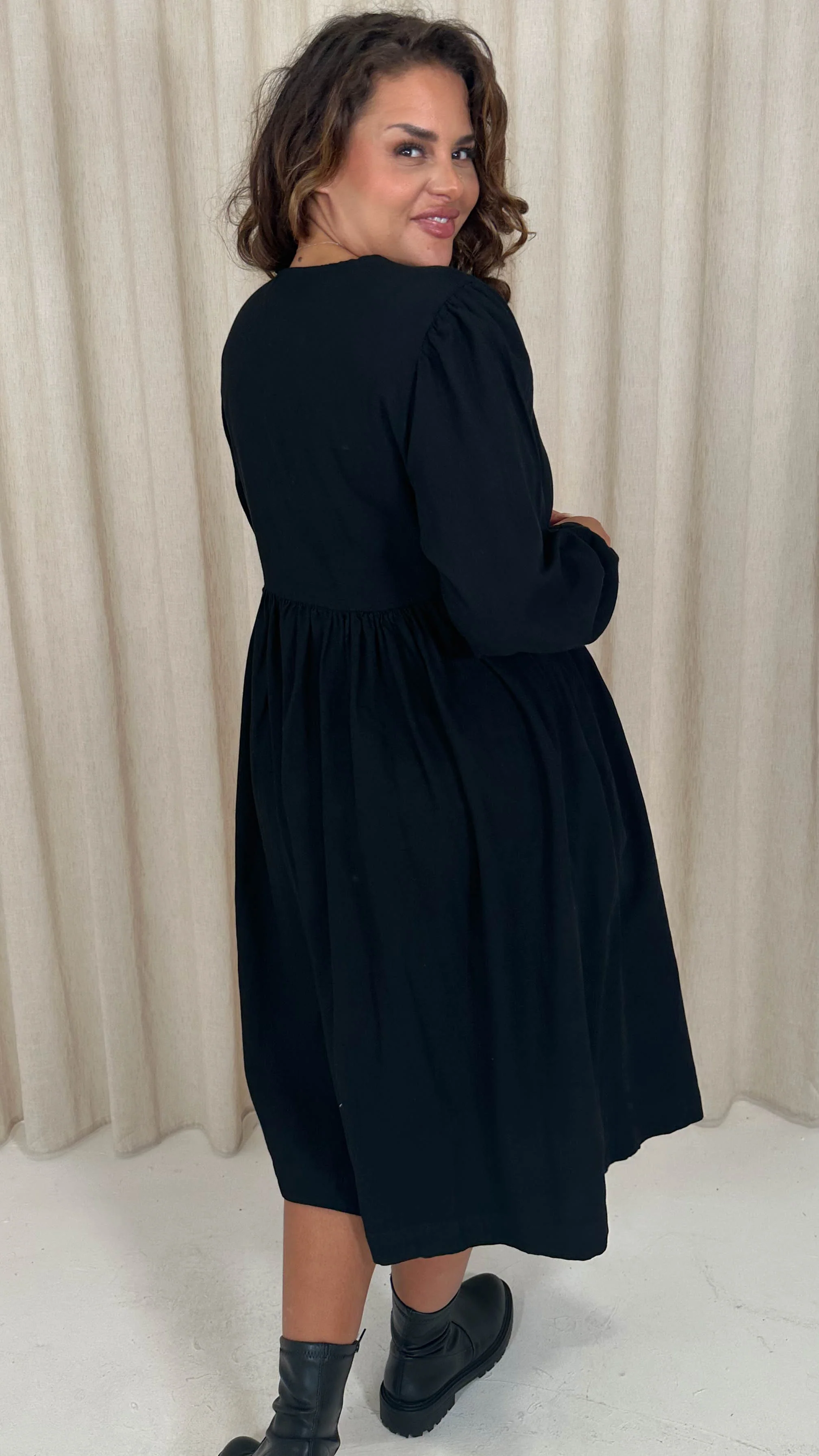 CurveWow Smock Button Front Dress Black - Image 8