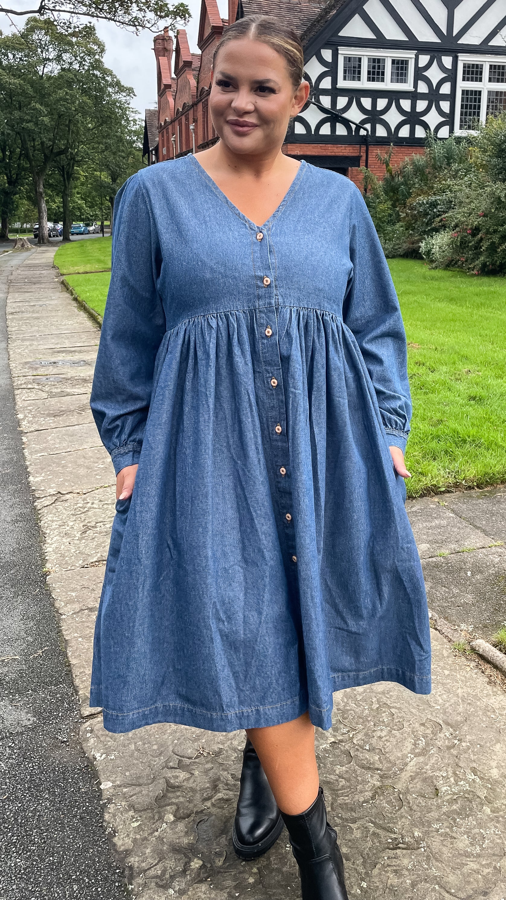 CurveWow Smock Button Front Dress Denim Blue - Image 4