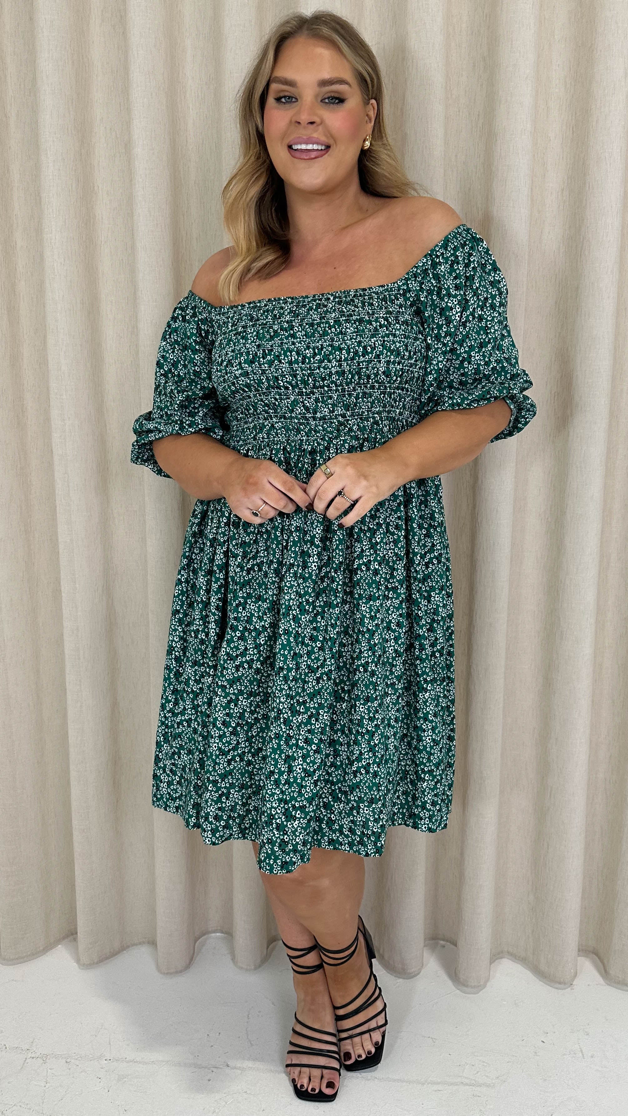 CurveWow Smock Dress Green Disty Floral - Image 2