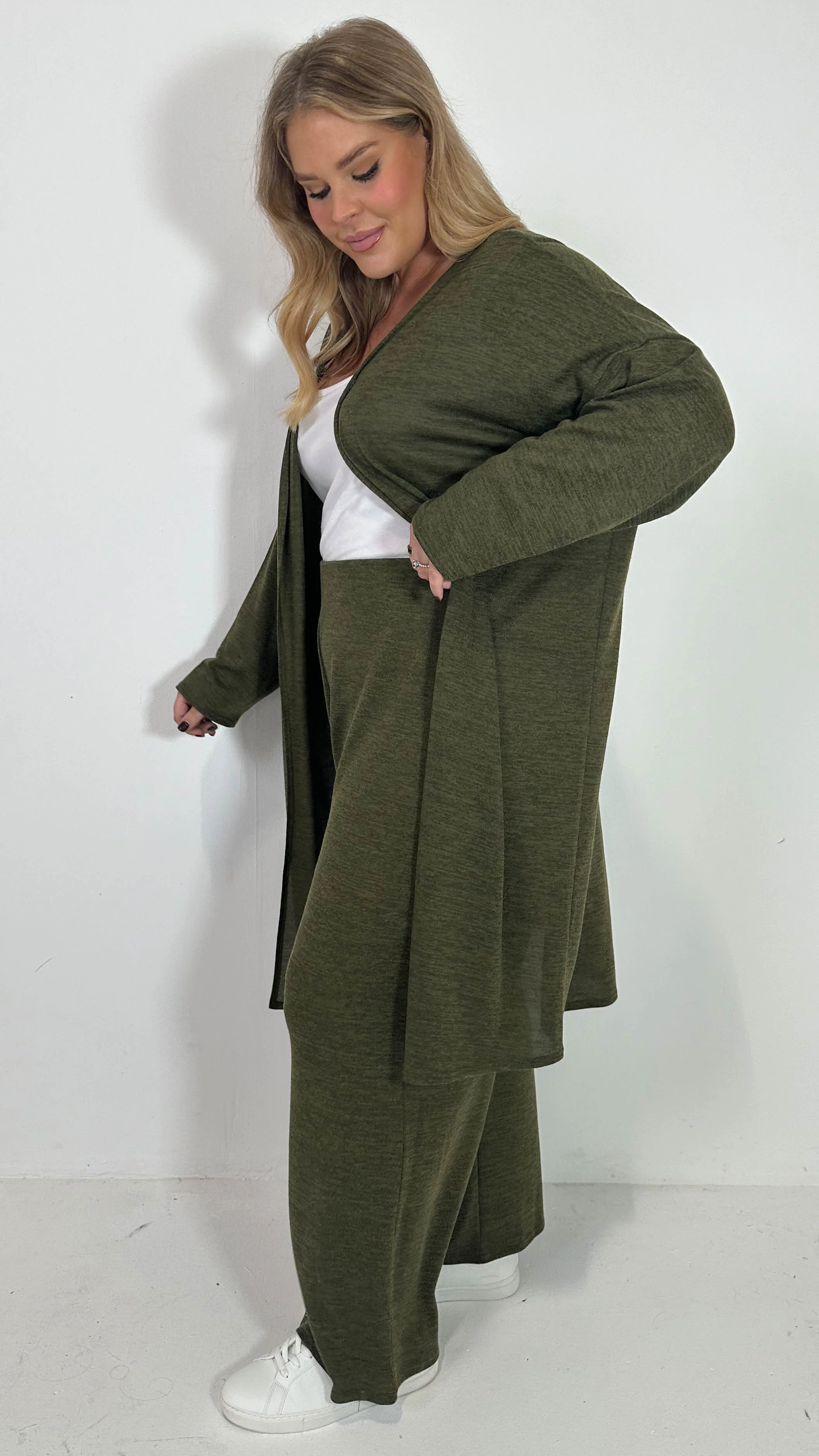 CurveWow Snit Longline Cardigan Khaki - Image 4