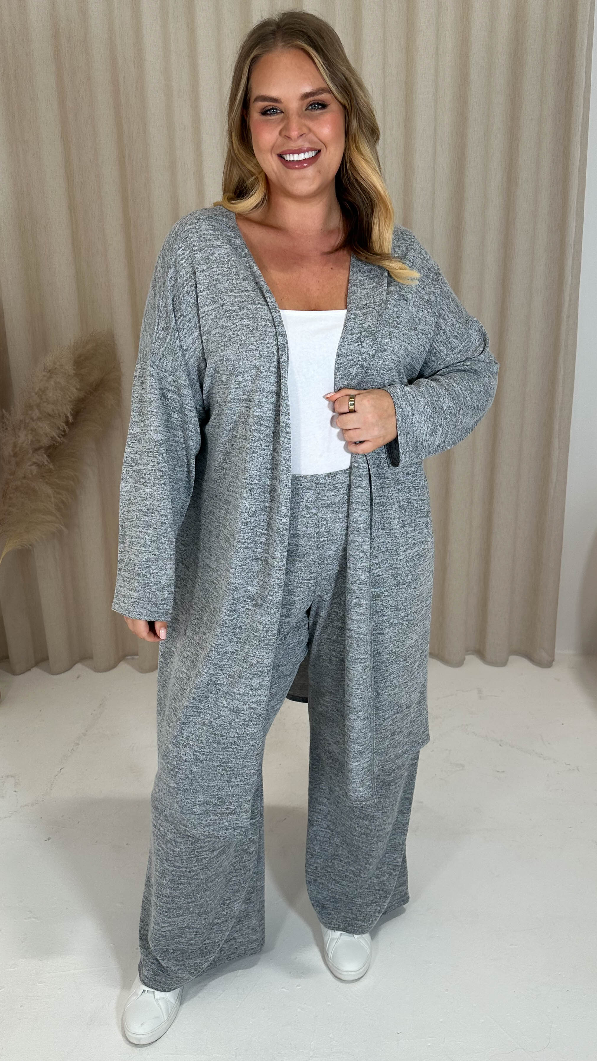 CurveWow Snit Longline Cardigan Grey - Image 3