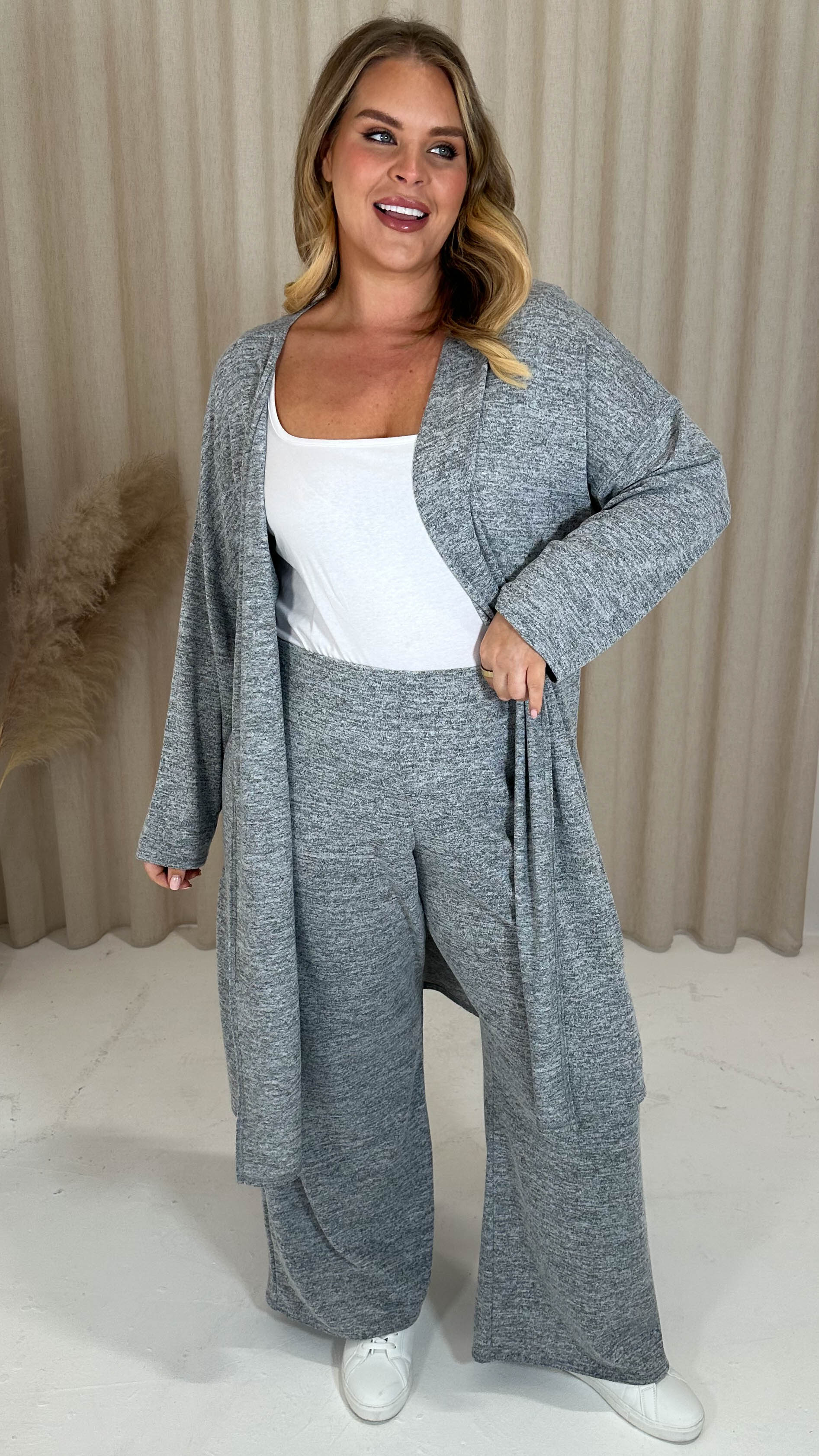 CurveWow Snit Longline Cardigan Grey - Image 4
