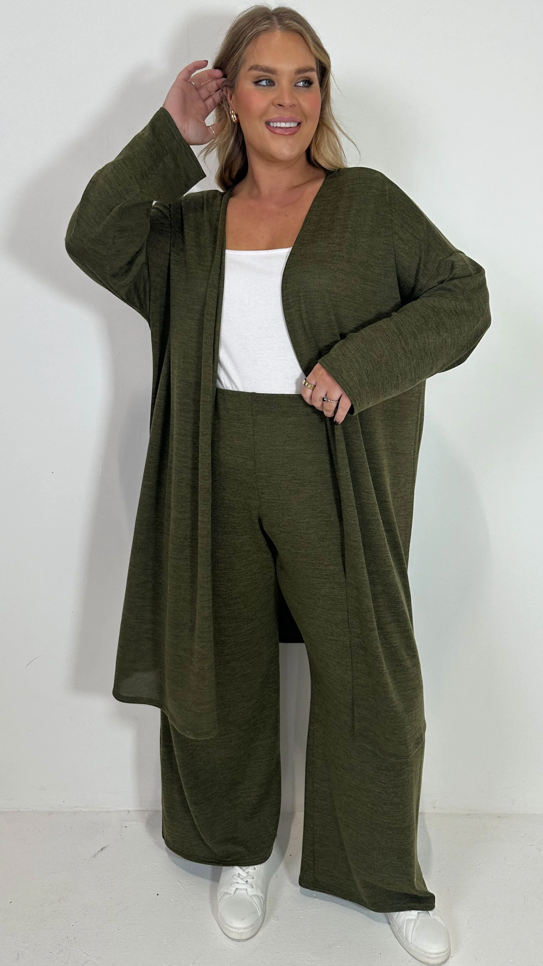 CurveWow Snit Wideleg Trouser Khaki - Image 4
