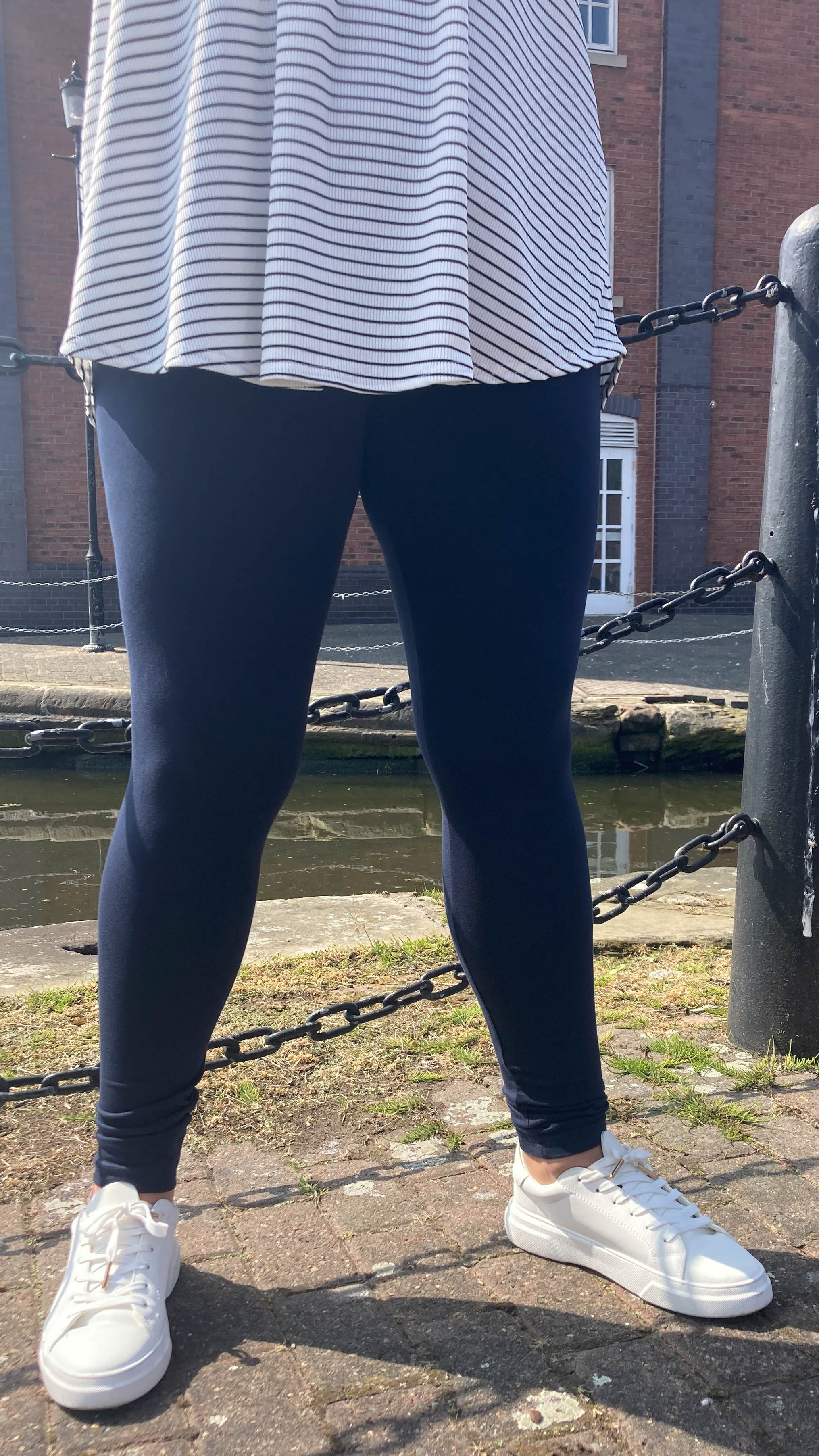 CurveWow Soft Touch Basic Leggings Navy - Image 4