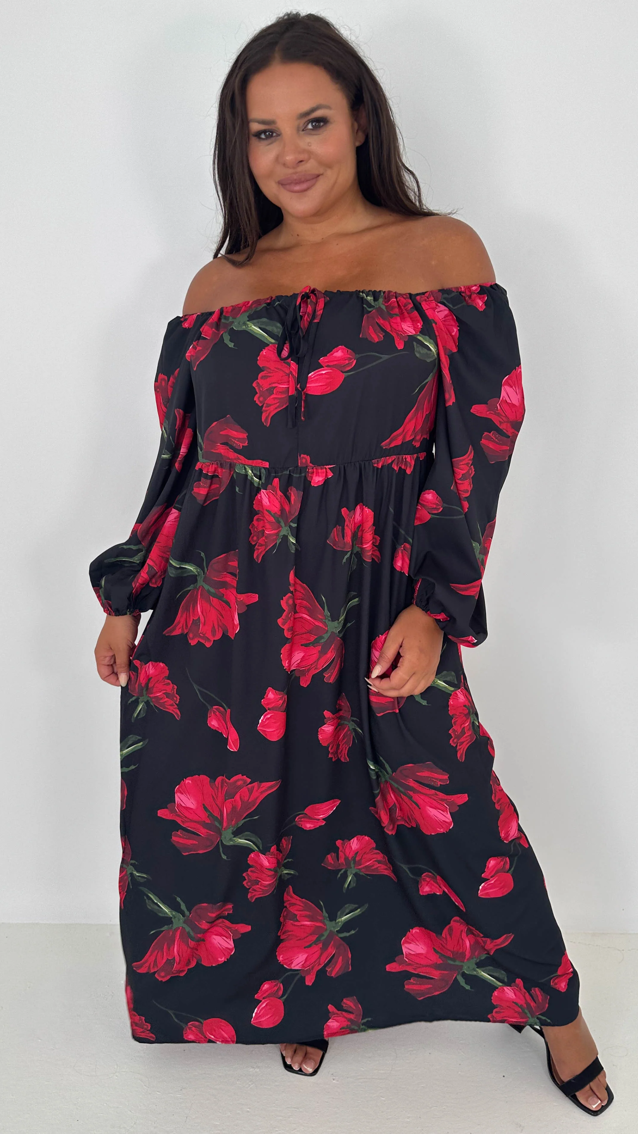 CurveWow Square Neck Maxi Dress Black & Red Floral - Image 6