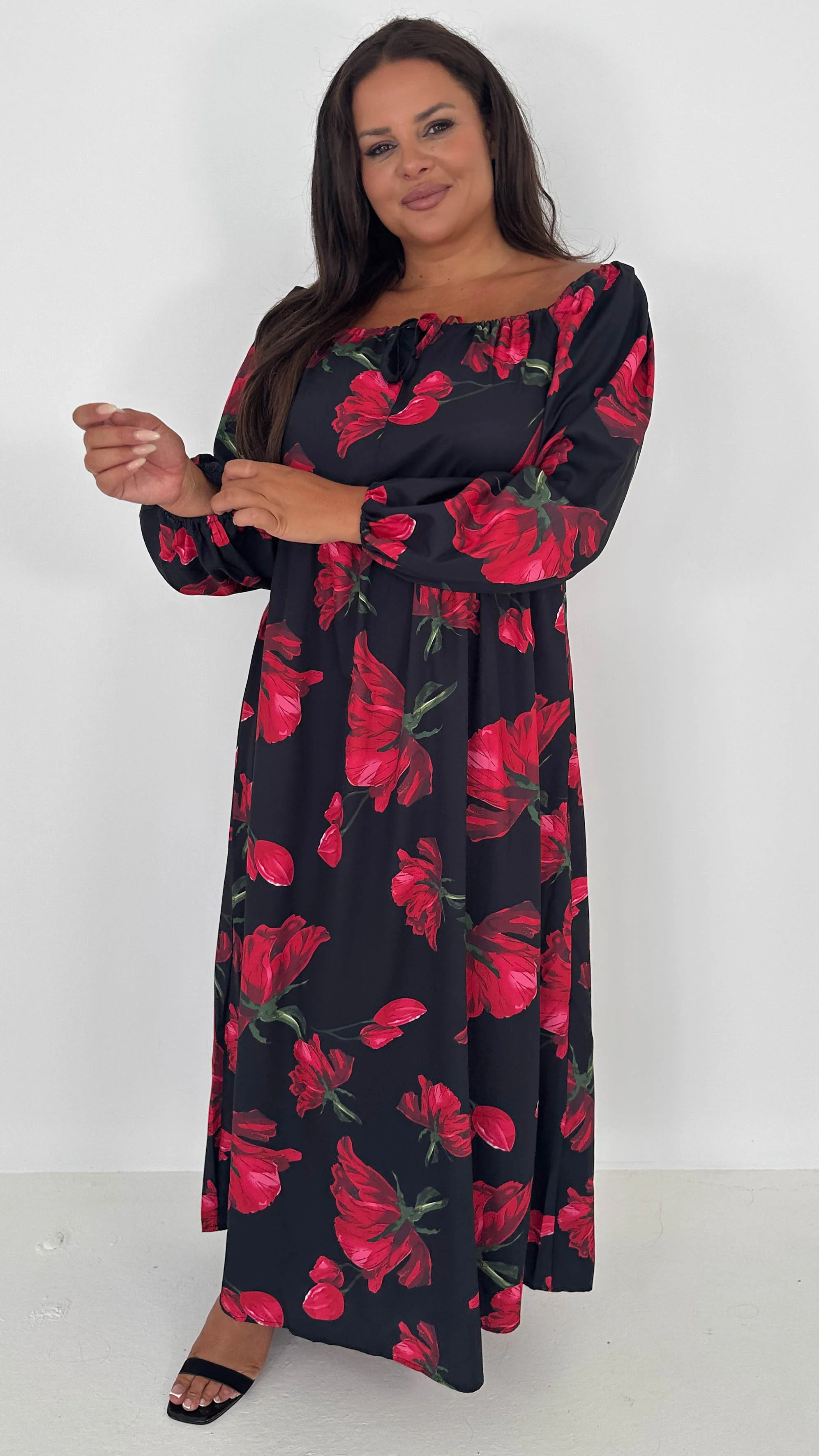 CurveWow Square Neck Maxi Dress Black & Red Floral - Image 7