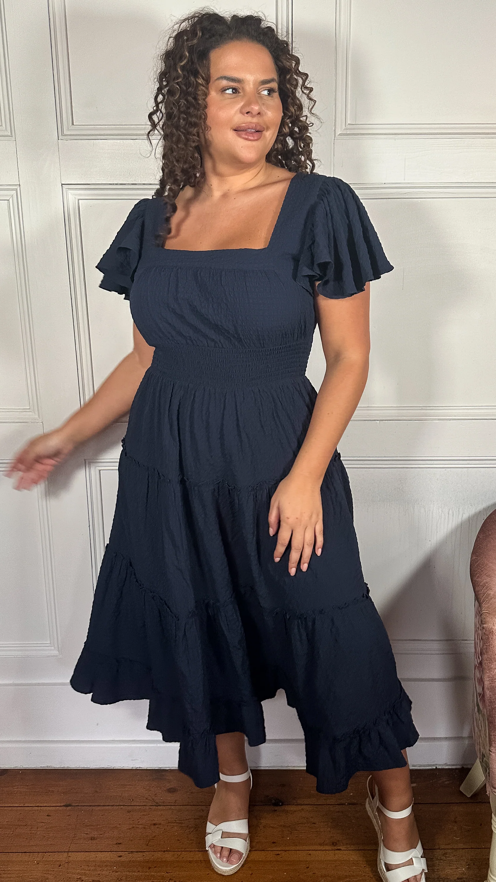 CurveWow Square Neck Seersucker Dress Navy - Image 4
