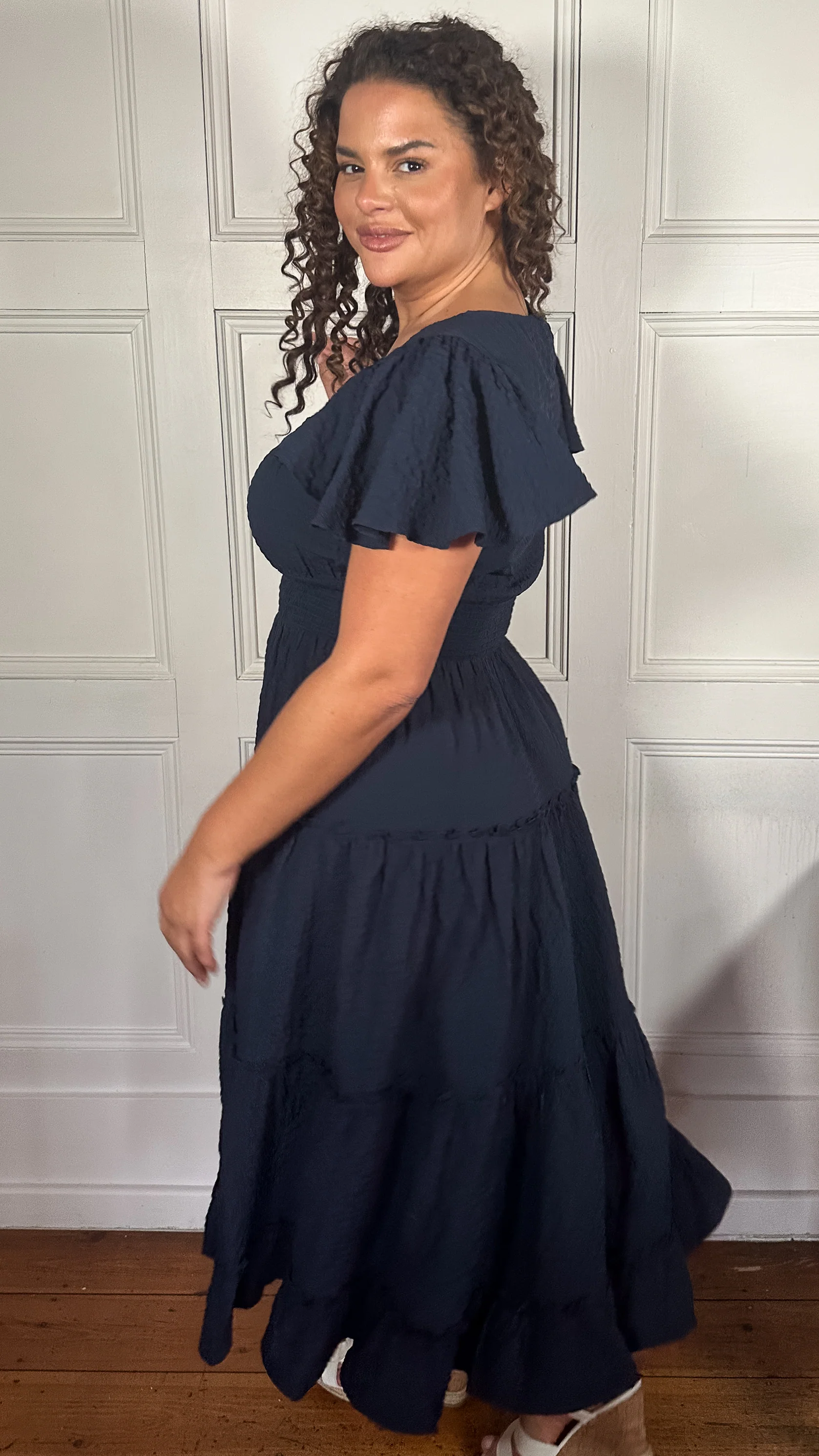 CurveWow Square Neck Seersucker Dress Navy - Image 7
