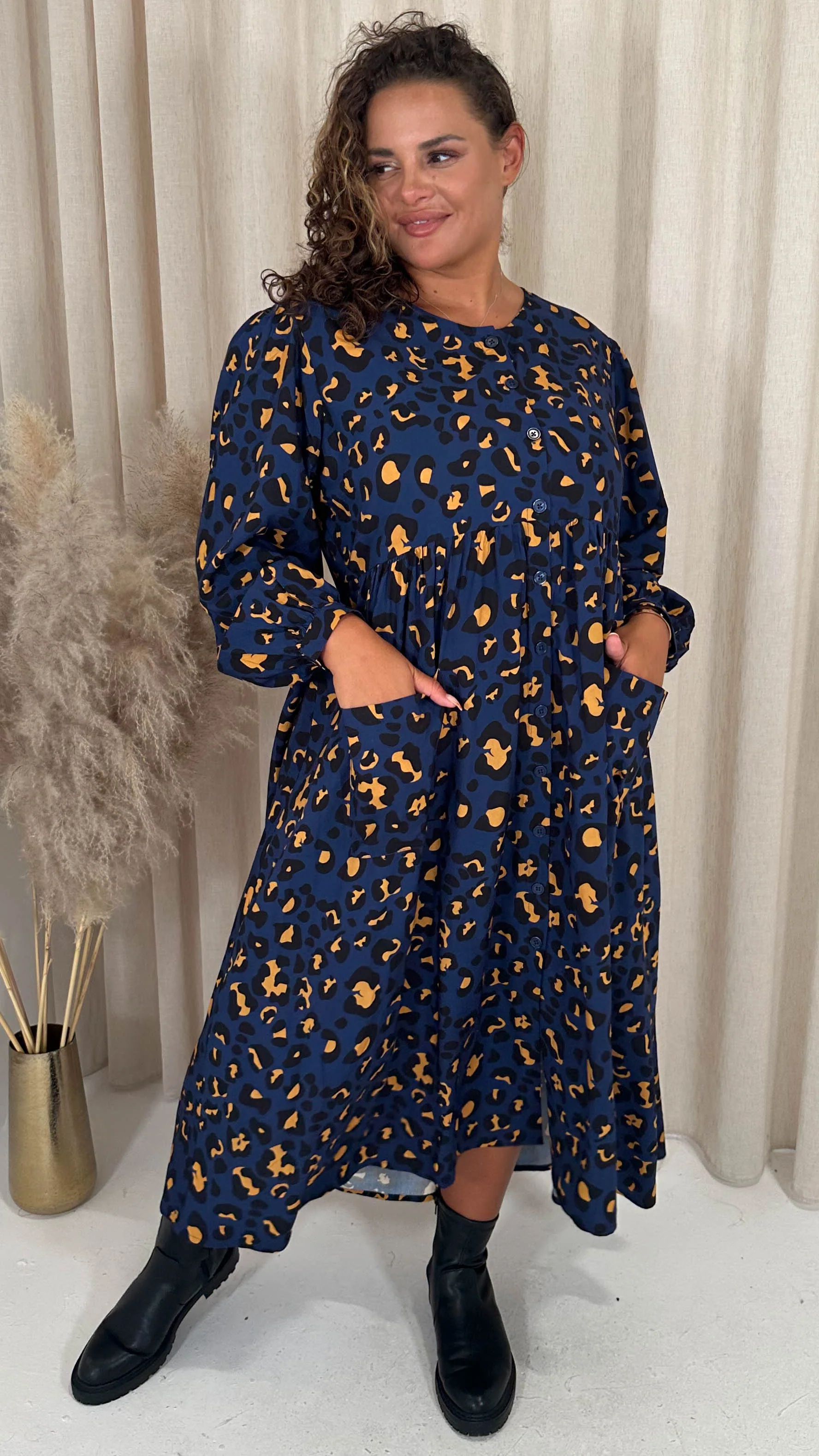 CurveWow Button Front Pocket Midi Dress Blue Animal - Image 3