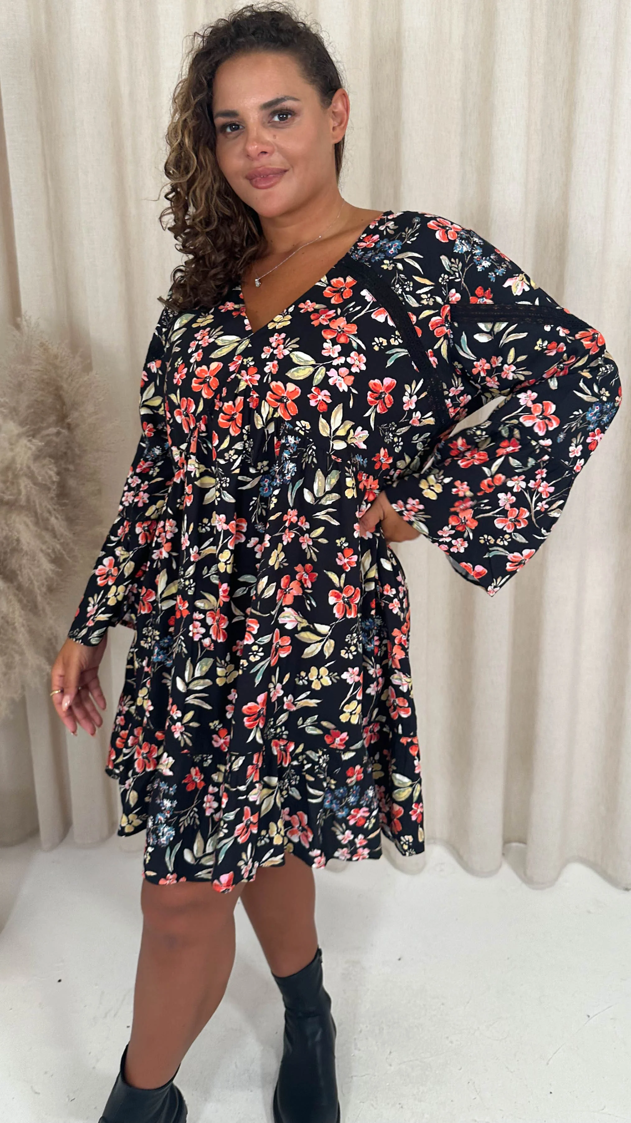 CurveWow Lace Insert V Neck Smock Dress Black Floral - Image 5
