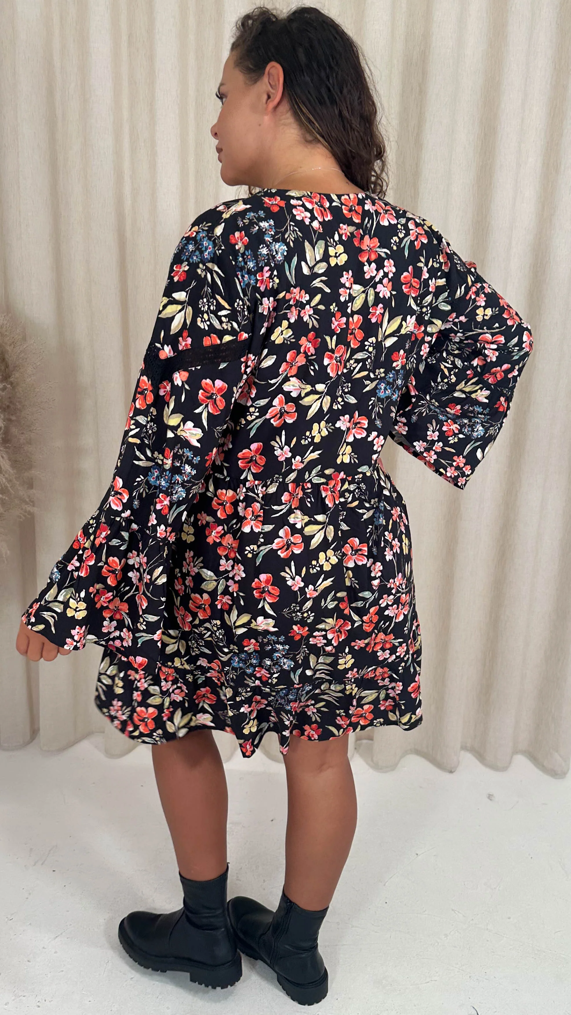 CurveWow Lace Insert V Neck Smock Dress Black Floral - Image 8