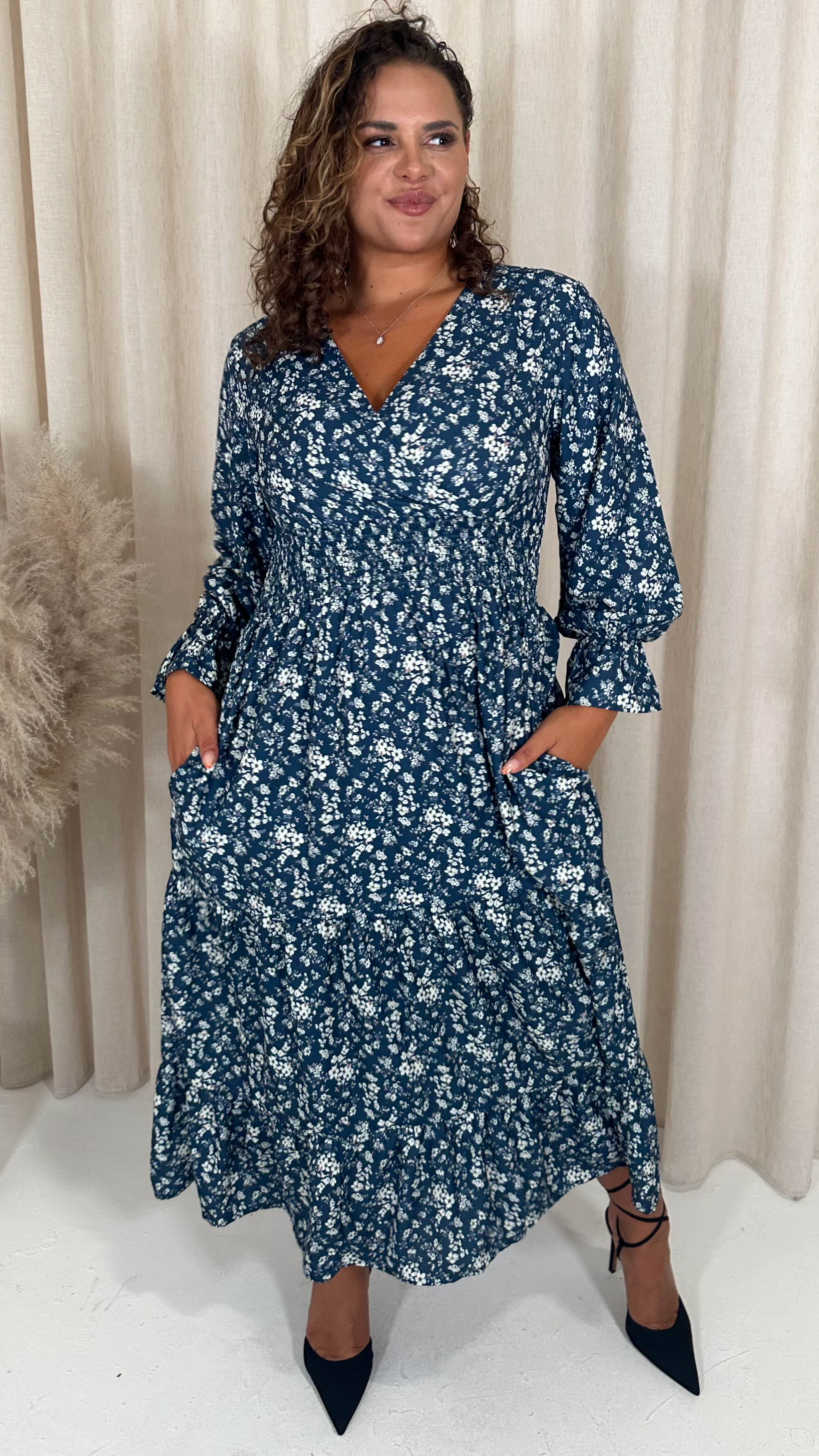 CurveWow Wrap Shirred Waist Printed Dress Navy Floral - Image 4