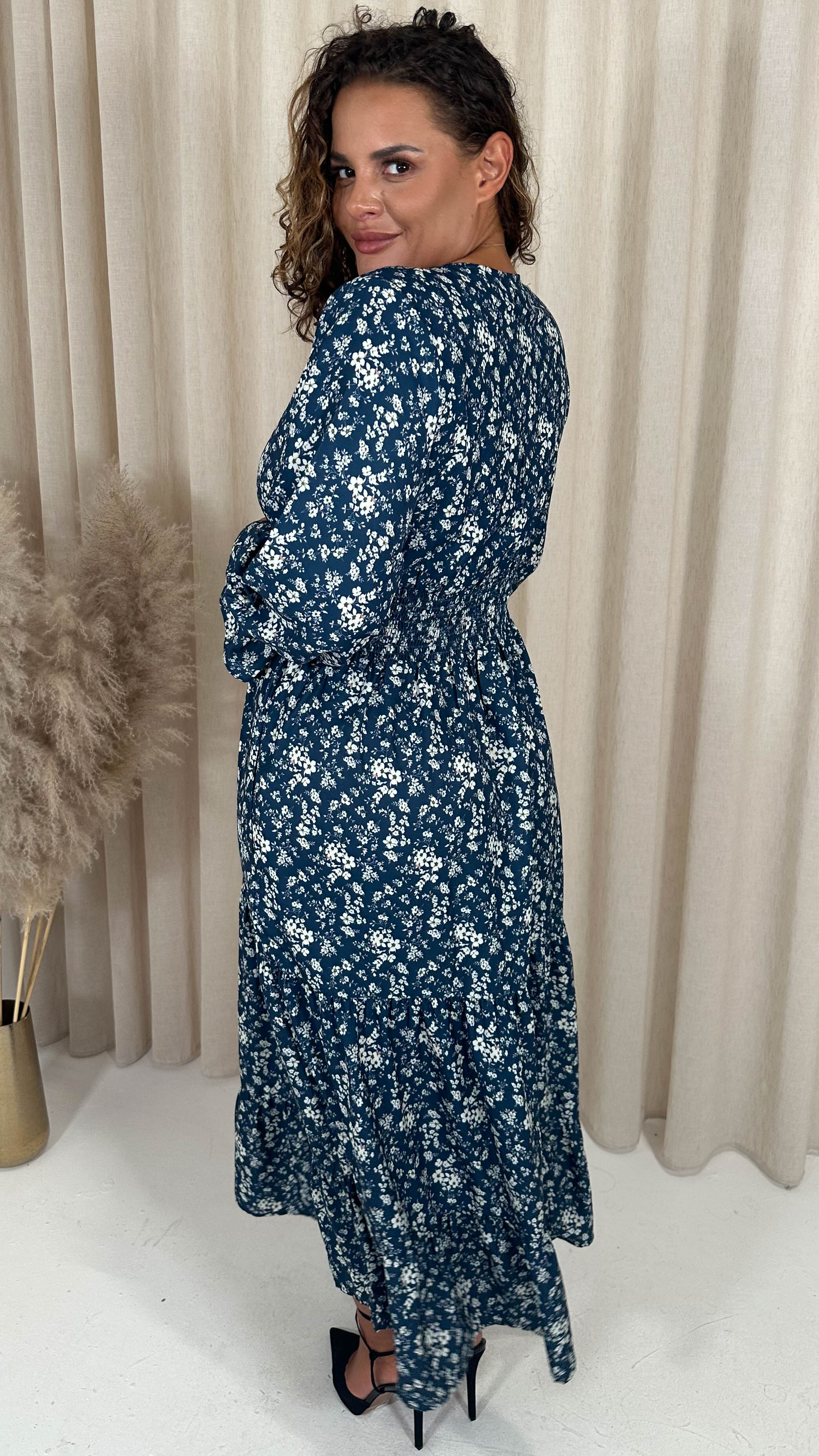 CurveWow Wrap Shirred Waist Printed Dress Navy Floral - Image 7