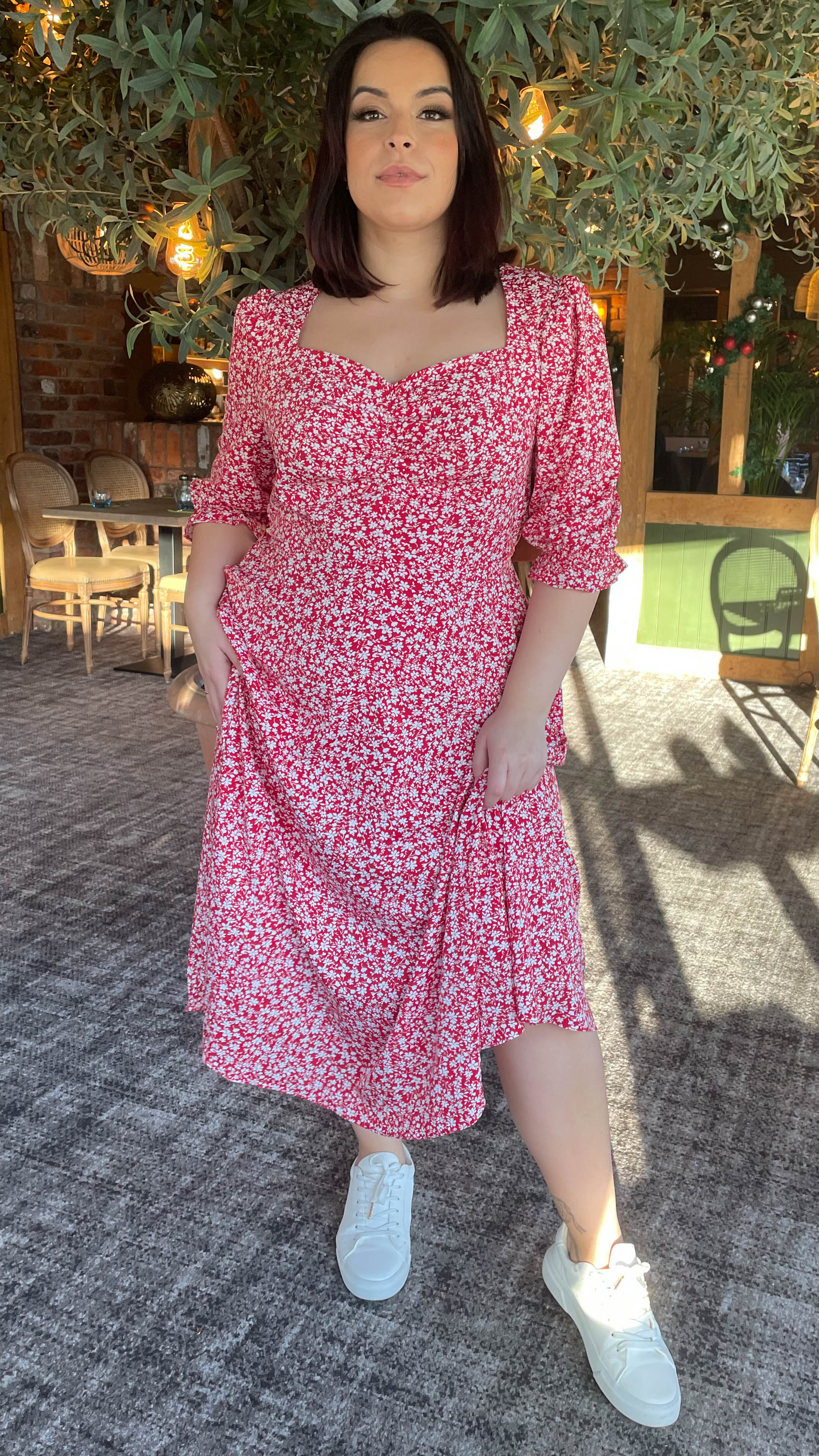 CurveWow Sweetheart Neck Midi Dress Red Floral - Image 7