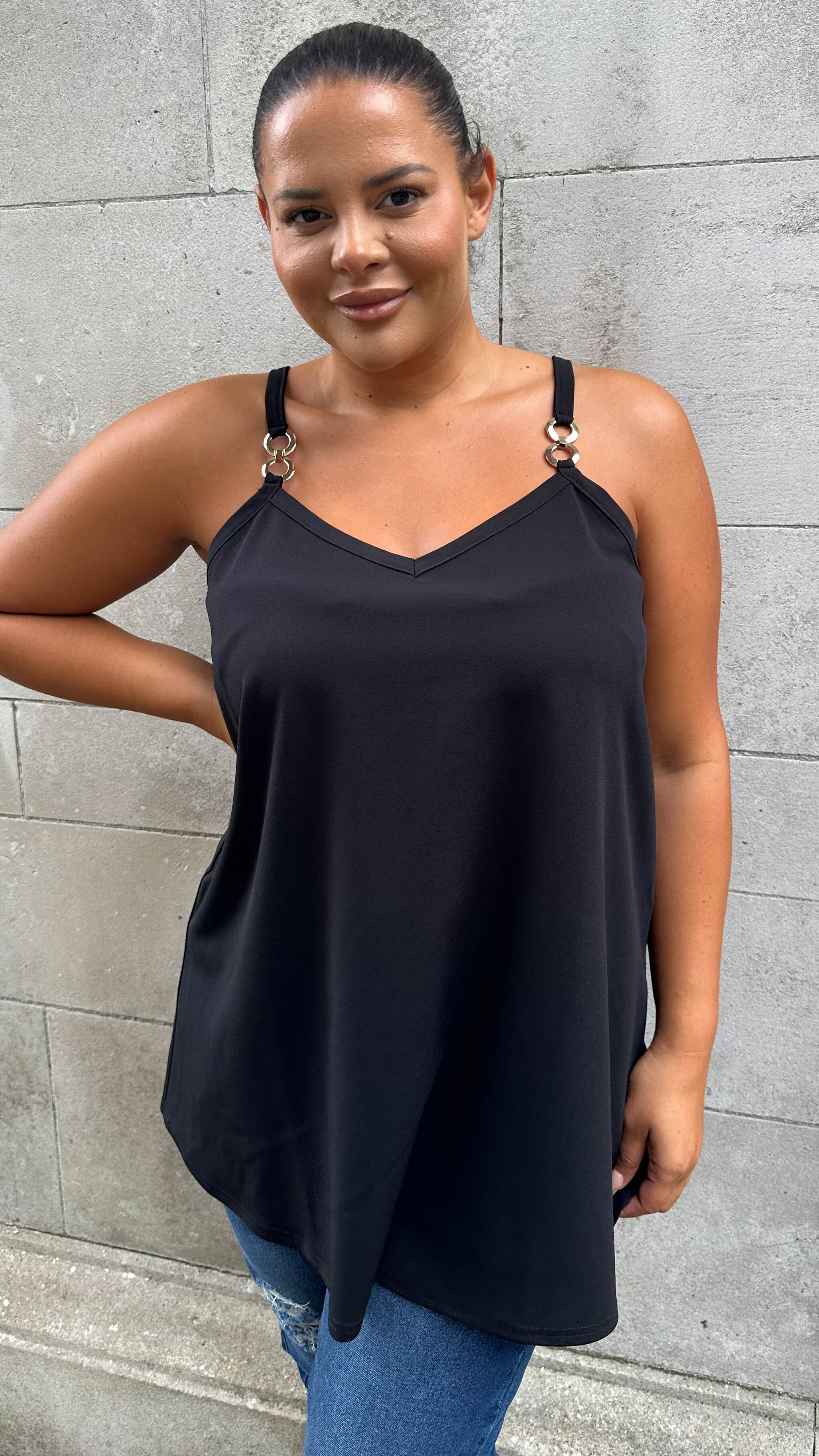 CurveWow Swing Gold Trim Vest Black - Image 6
