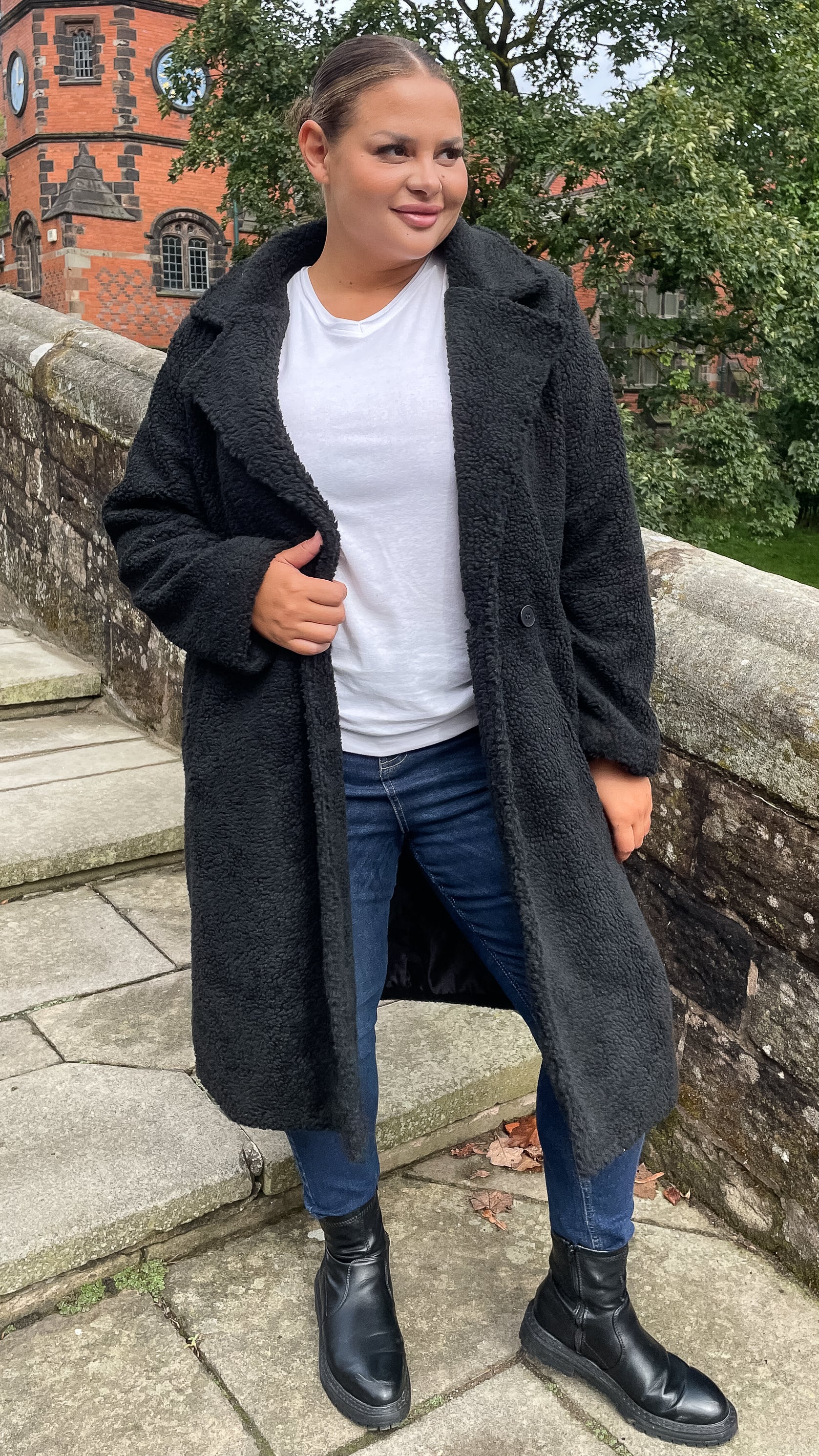 CurveWow Teddy Coat Black - Image 2