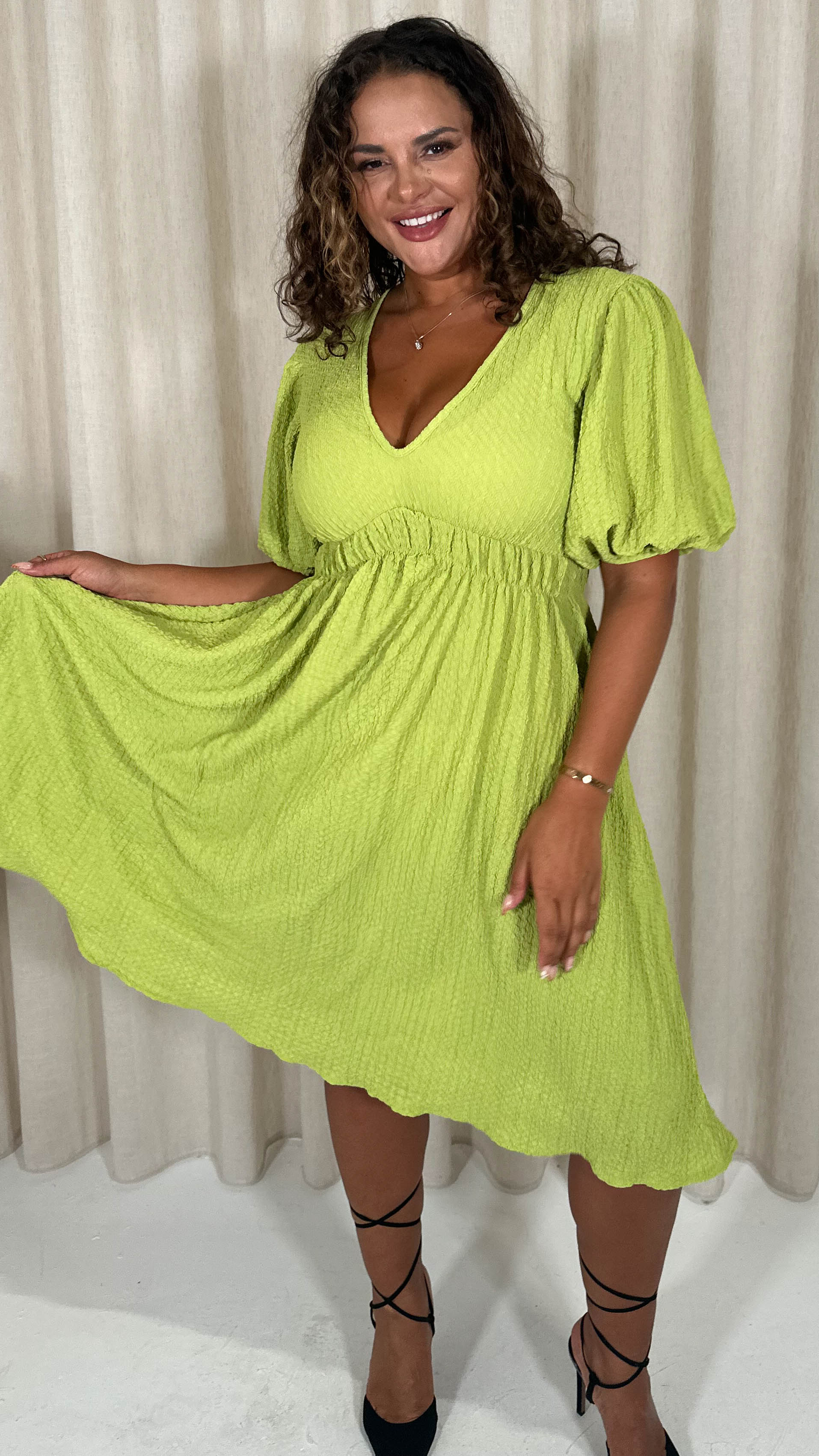 CurveWow Texture V Neck Midi Dress Lime - Image 5