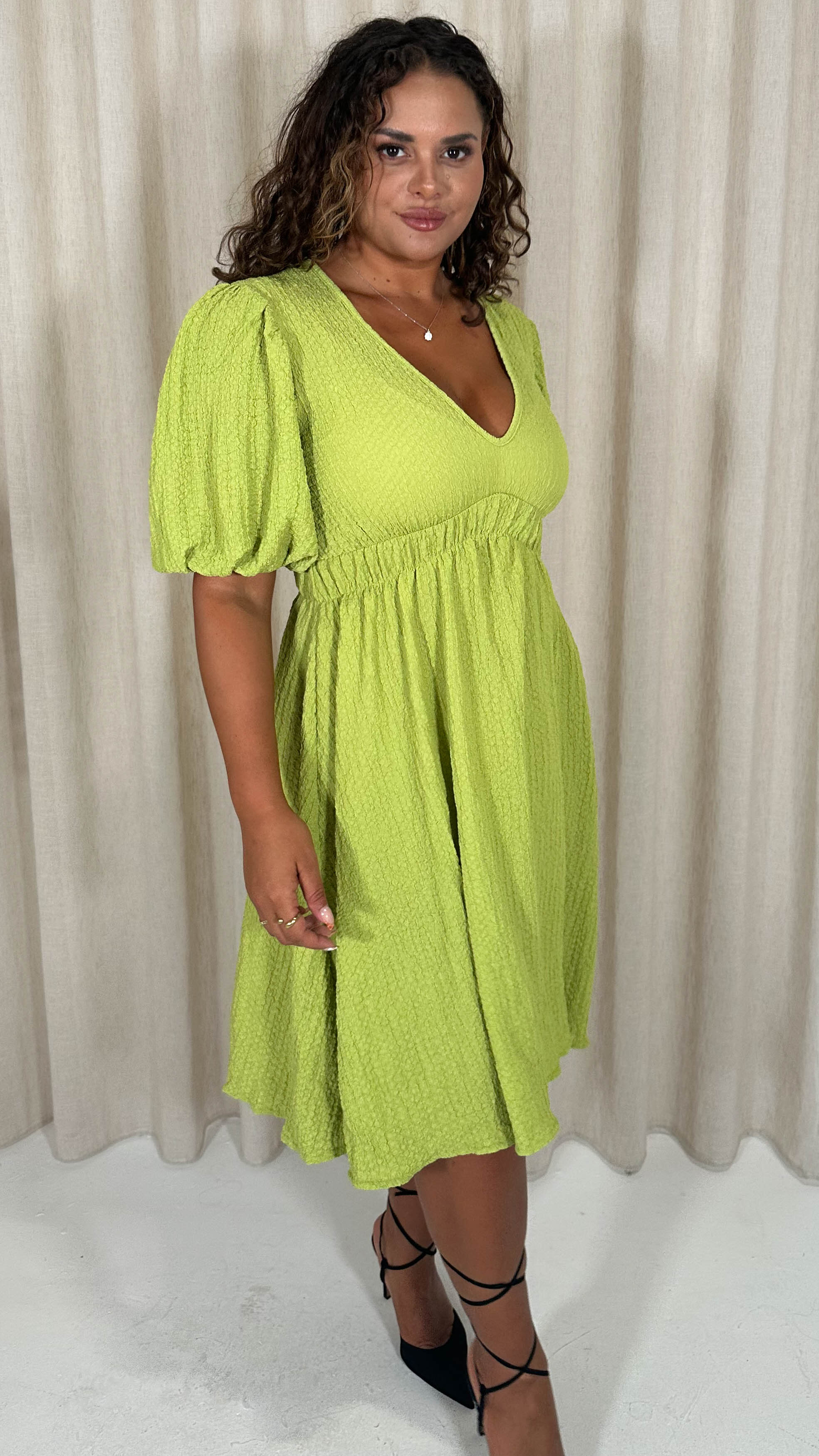 CurveWow Texture V Neck Midi Dress Lime - Image 6