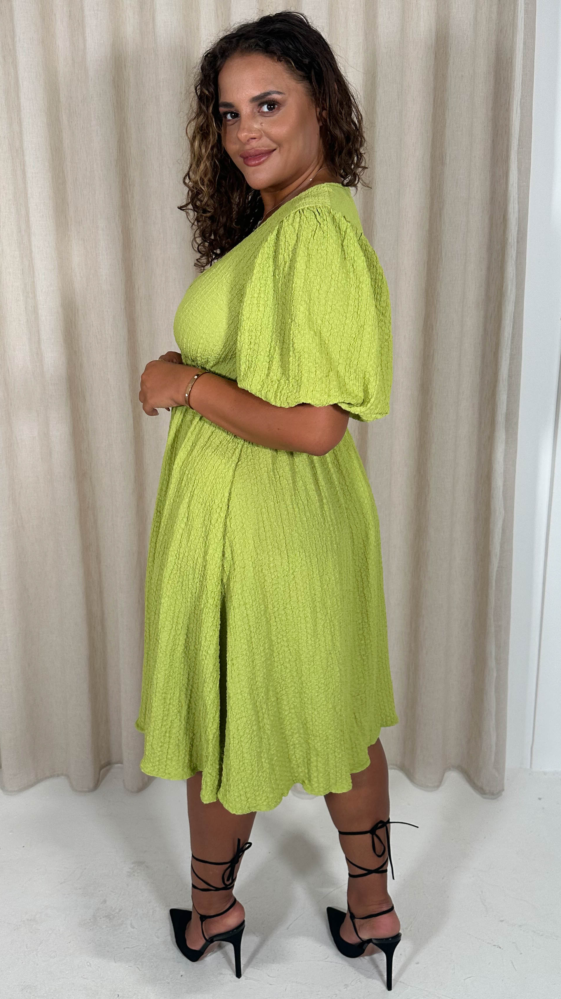 CurveWow Texture V Neck Midi Dress Lime - Image 8