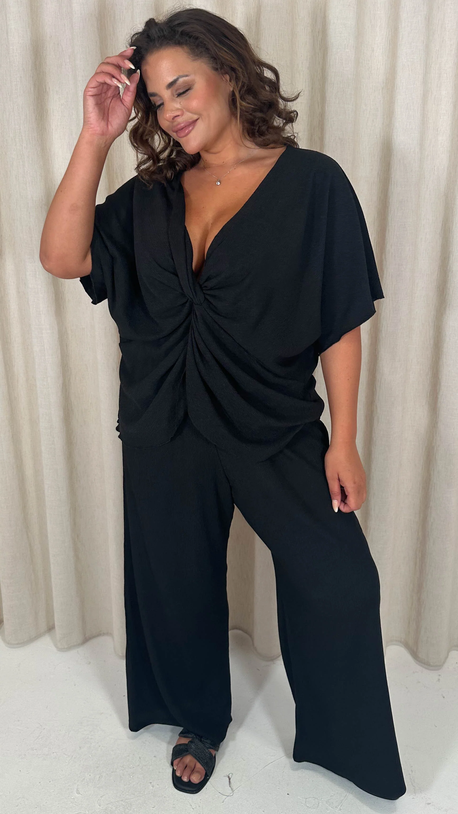 CurveWow Textured Twist Front Top Black - Image 2