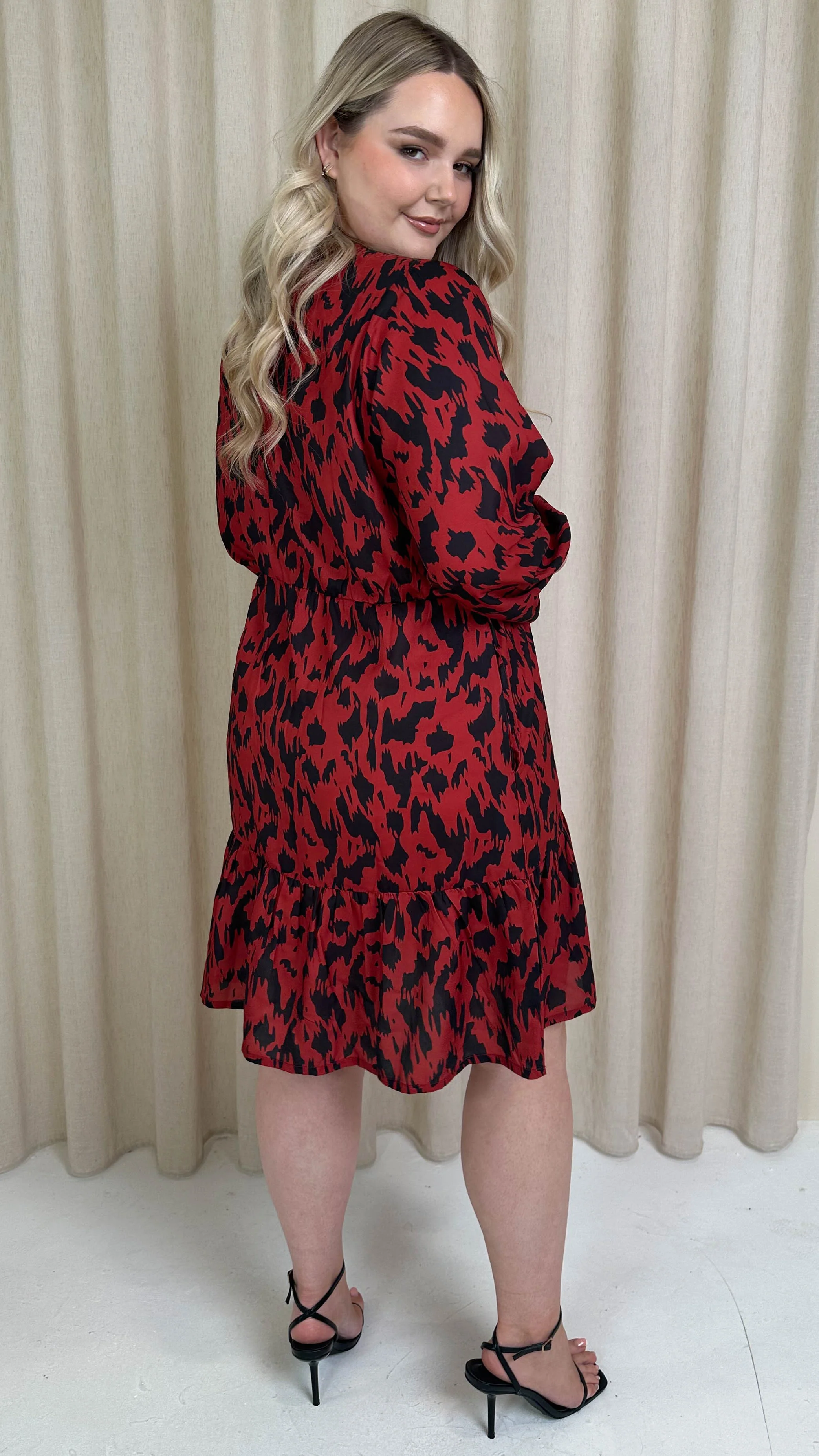 CurveWow Tie Neck Tiered Mini Dress Red Animal - Image 8