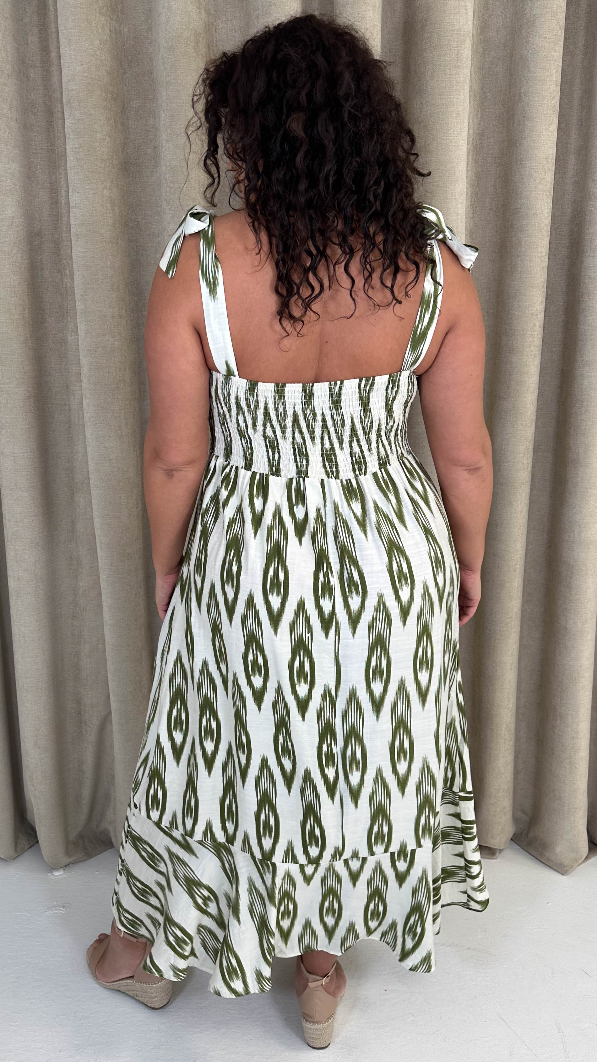 CurveWow Tie Shoulder Strappy Midaxi Dress Green Ikat Print - Image 8