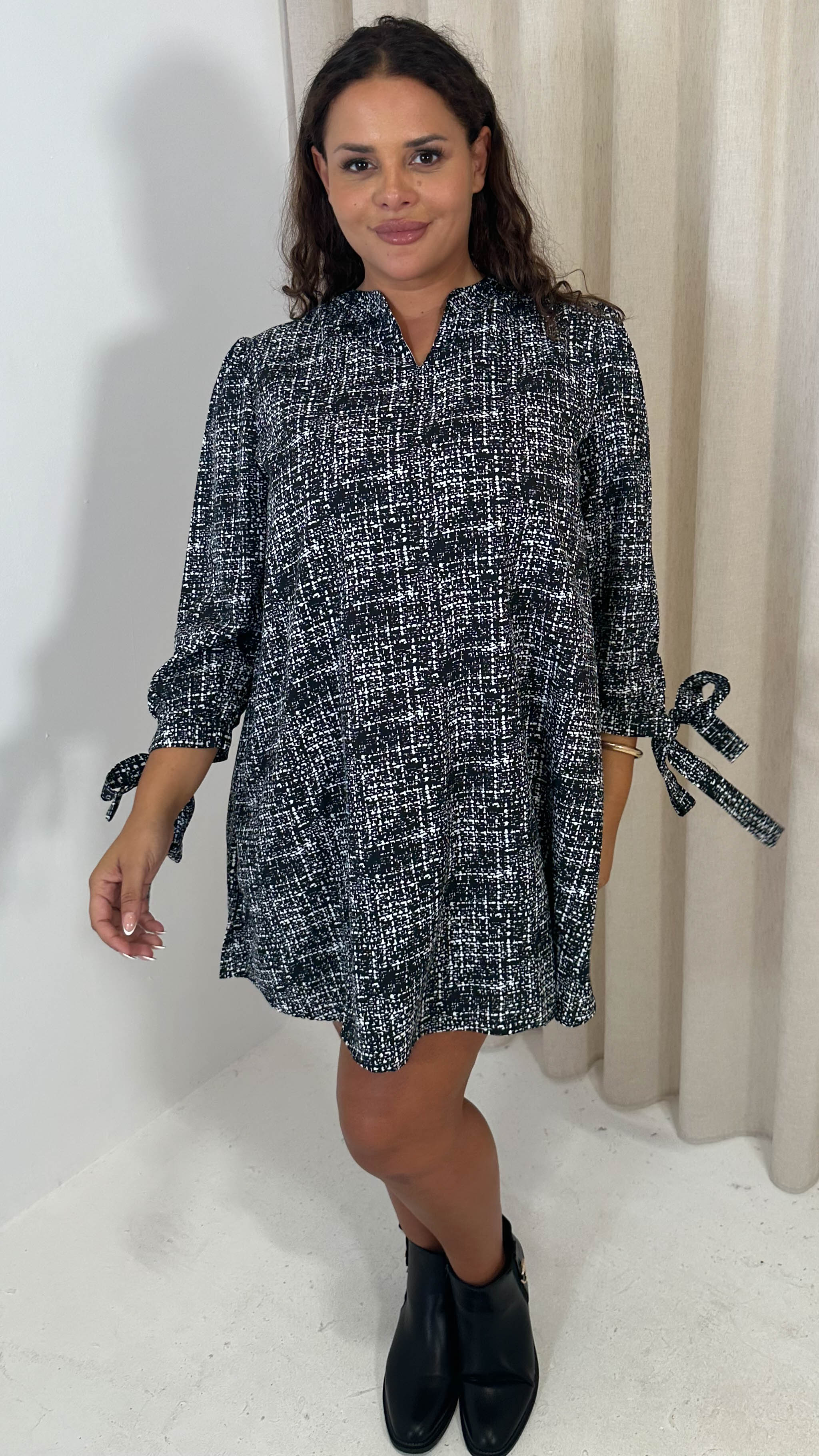 CurveWow Tie Sleeve Tunic Dress Black Check - Image 6