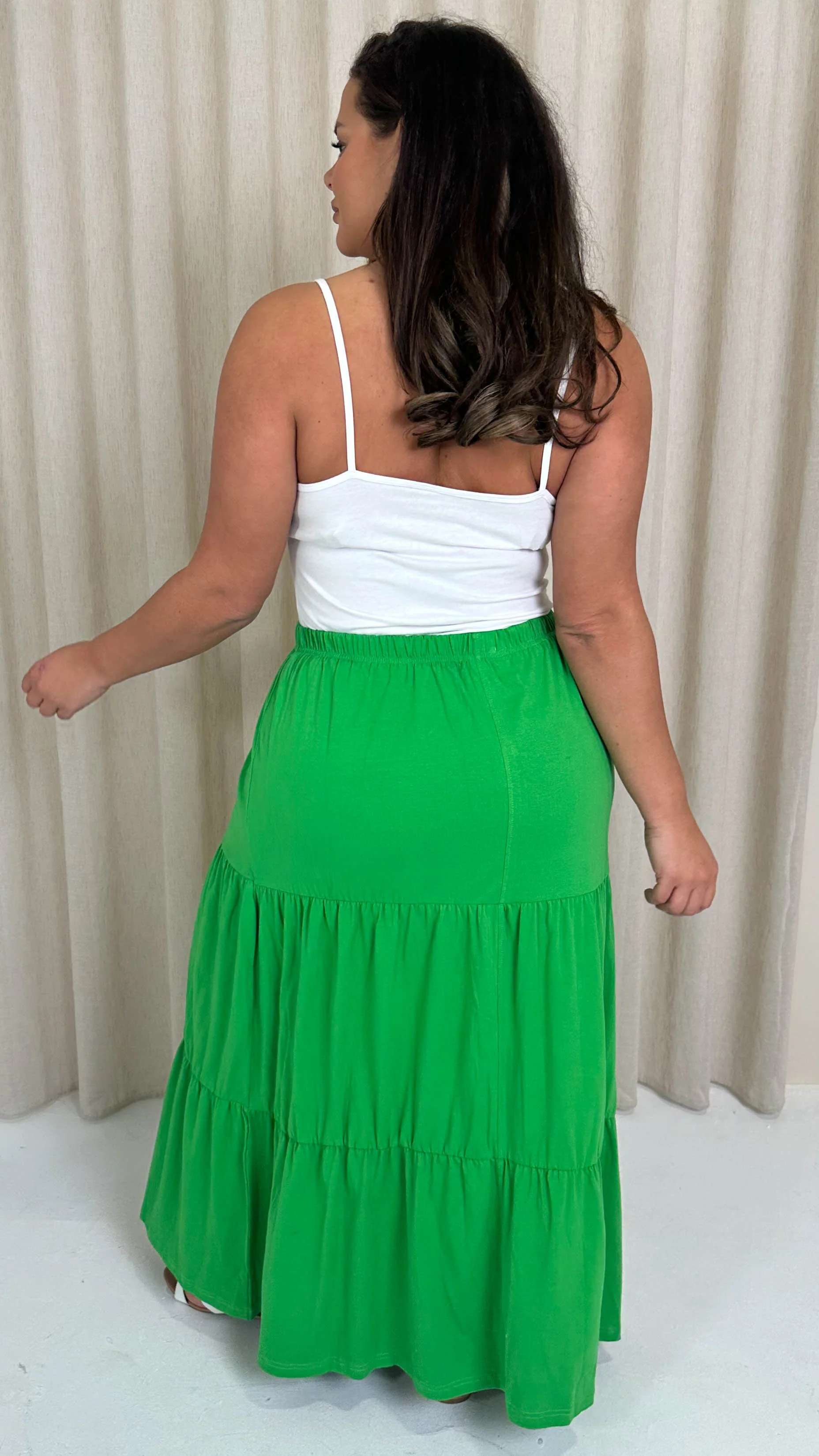 CurveWow Tiered Maxi Skirt Green - Image 8