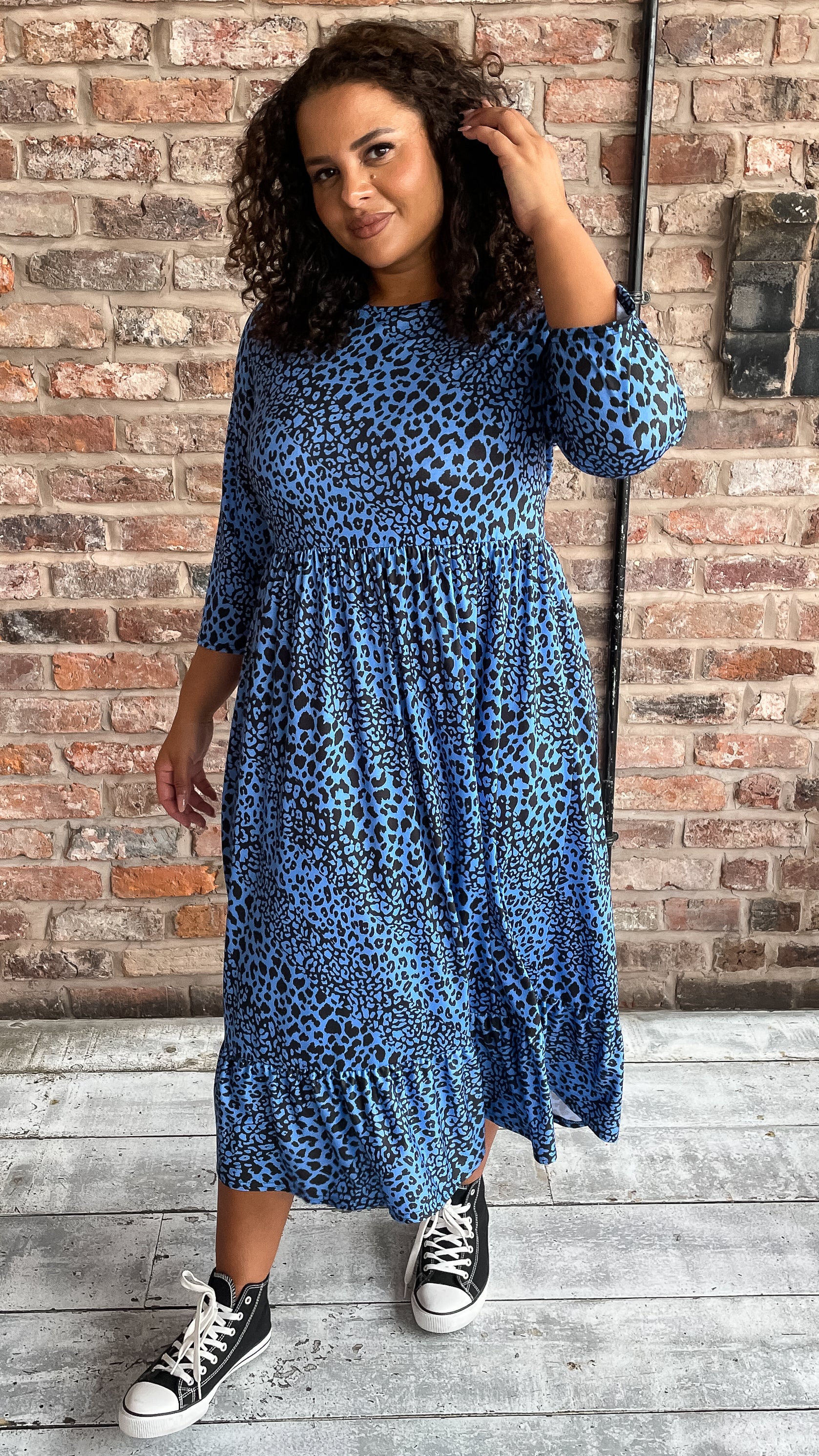 CurveWow Tiered Smock Dress Blue Animal - Image 4