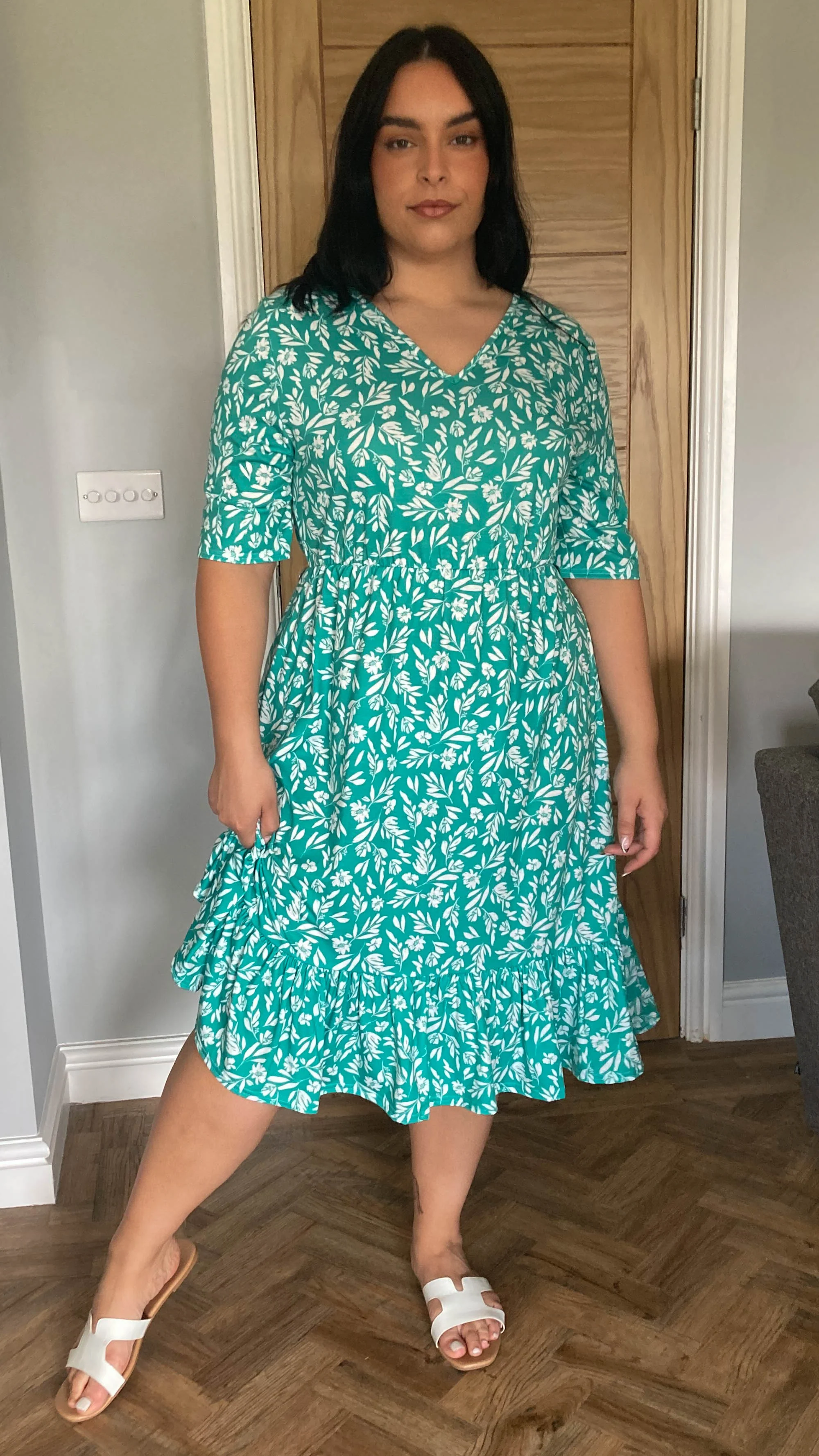 CurveWow Green Floral Tiered Smock Dress - Image 3