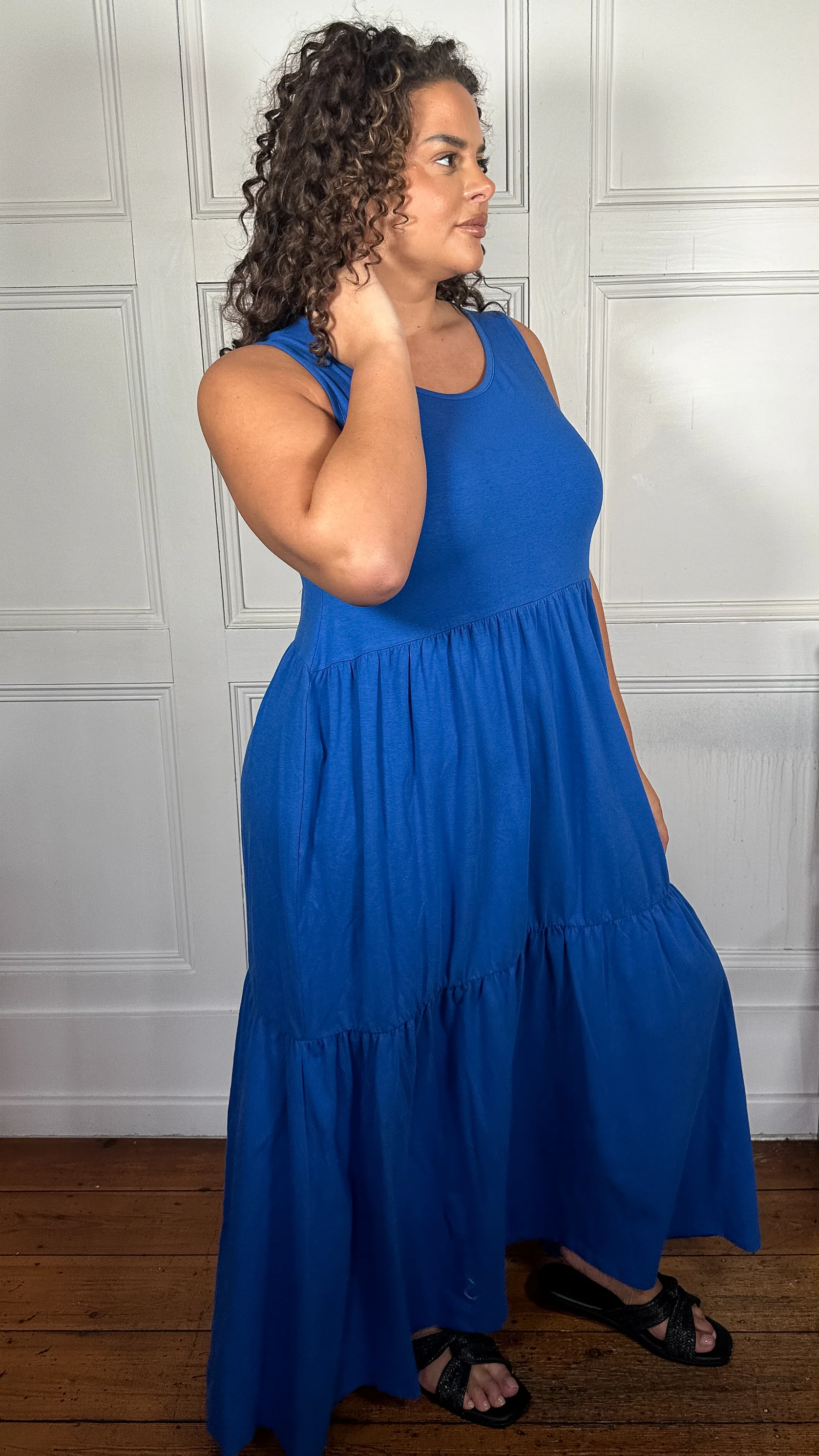 CurveWow Tiered Maxi Dress Navy - Image 4