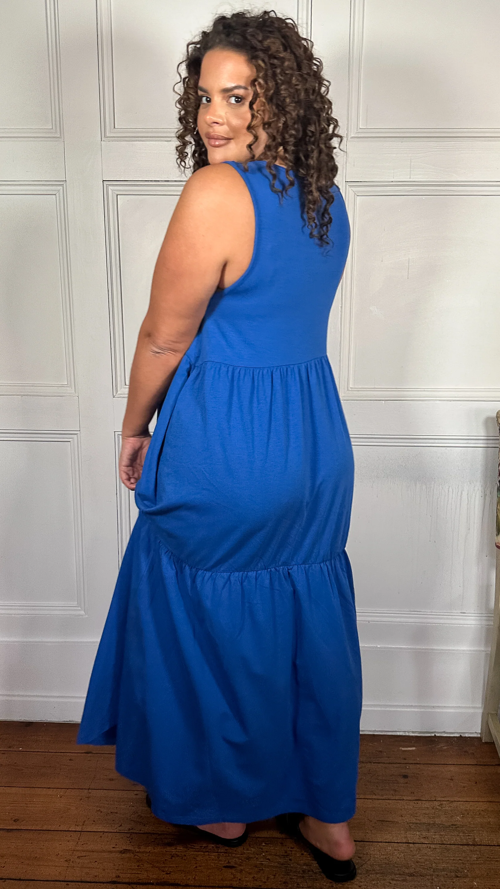 CurveWow Tiered Maxi Dress Navy - Image 7