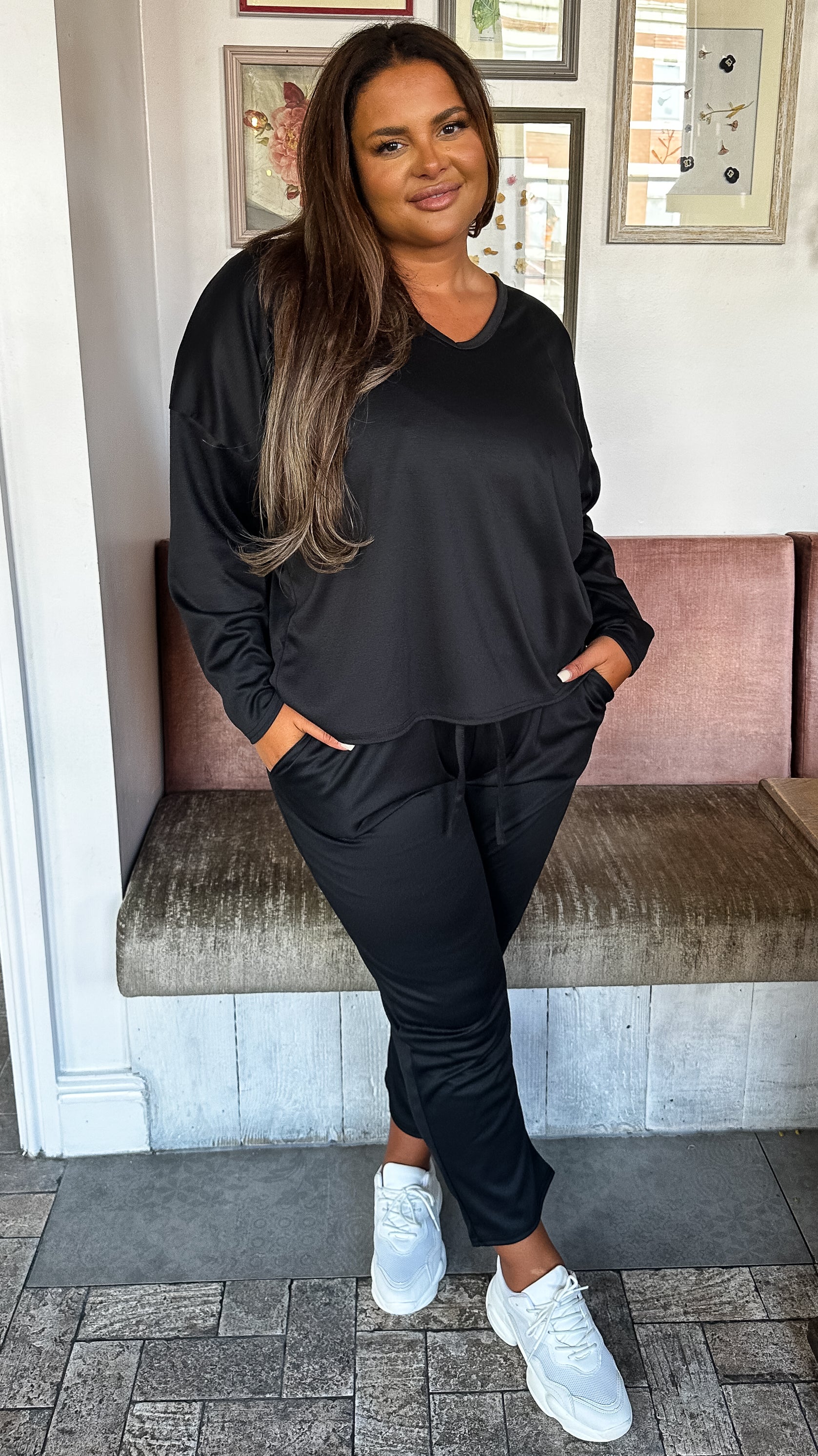 CurveWow V Neck Sweat Top Black - Image 2